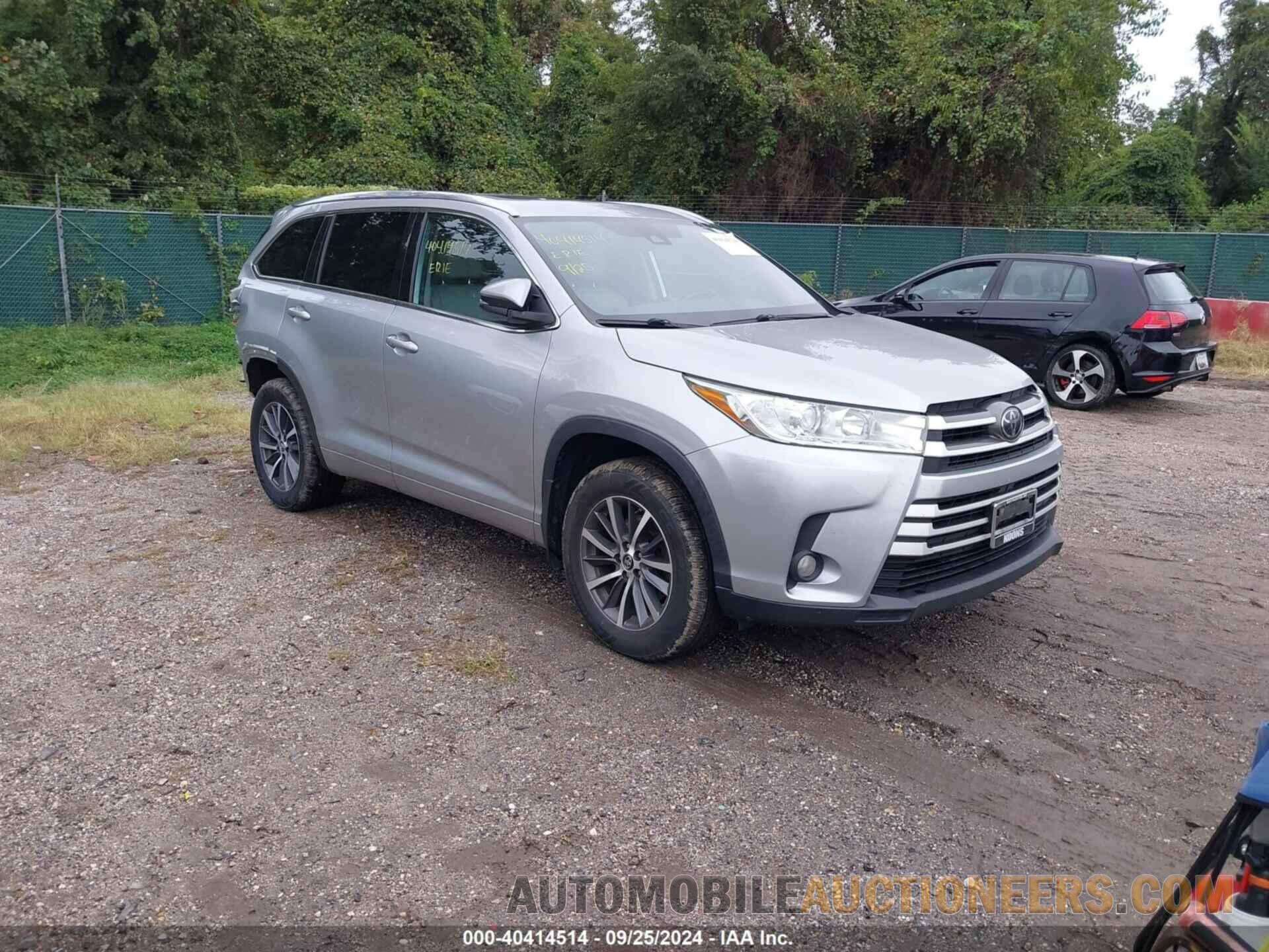 5TDJZRFH7JS852551 TOYOTA HIGHLANDER 2018