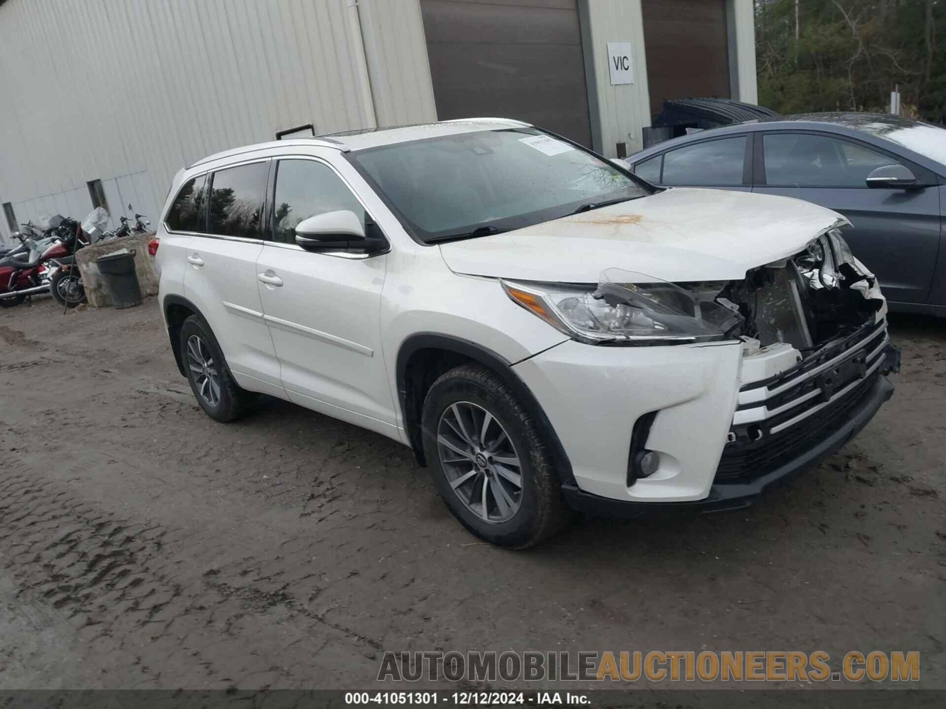 5TDJZRFH7JS860472 TOYOTA HIGHLANDER 2018