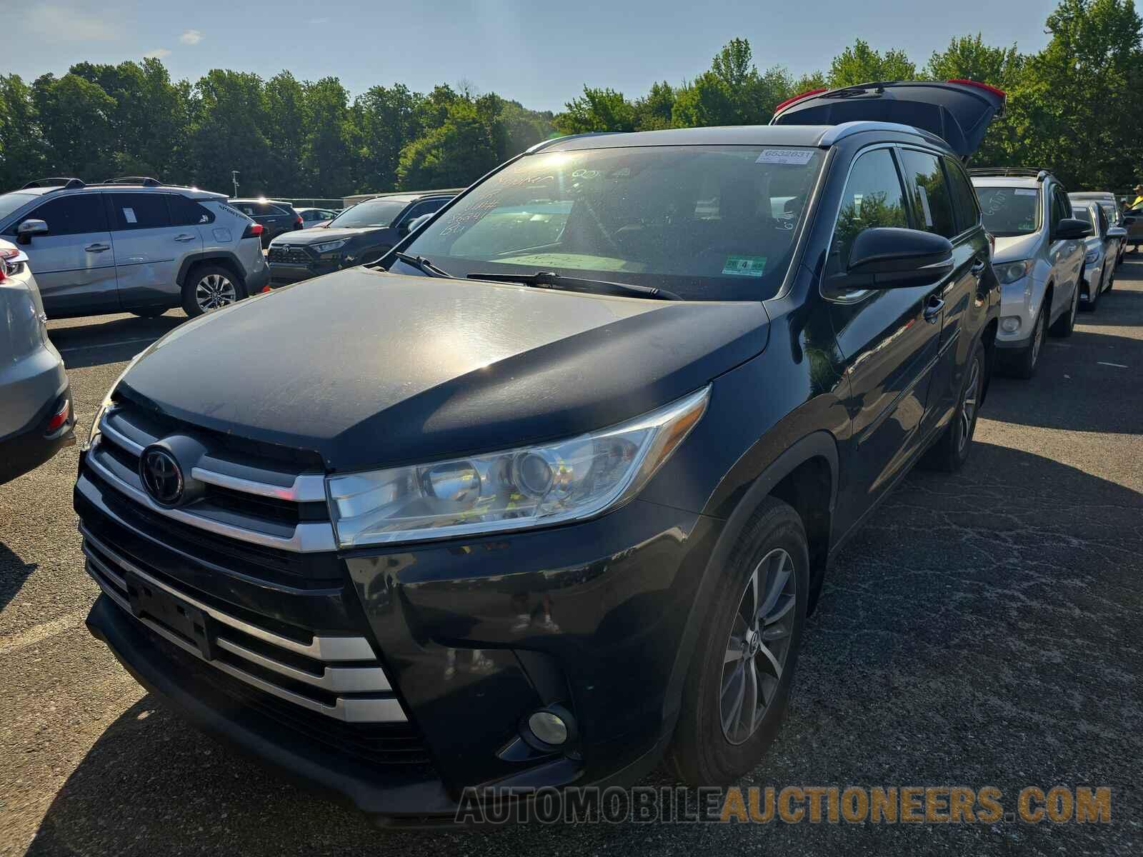 5TDJZRFH7JS862416 Toyota Highlander 2018