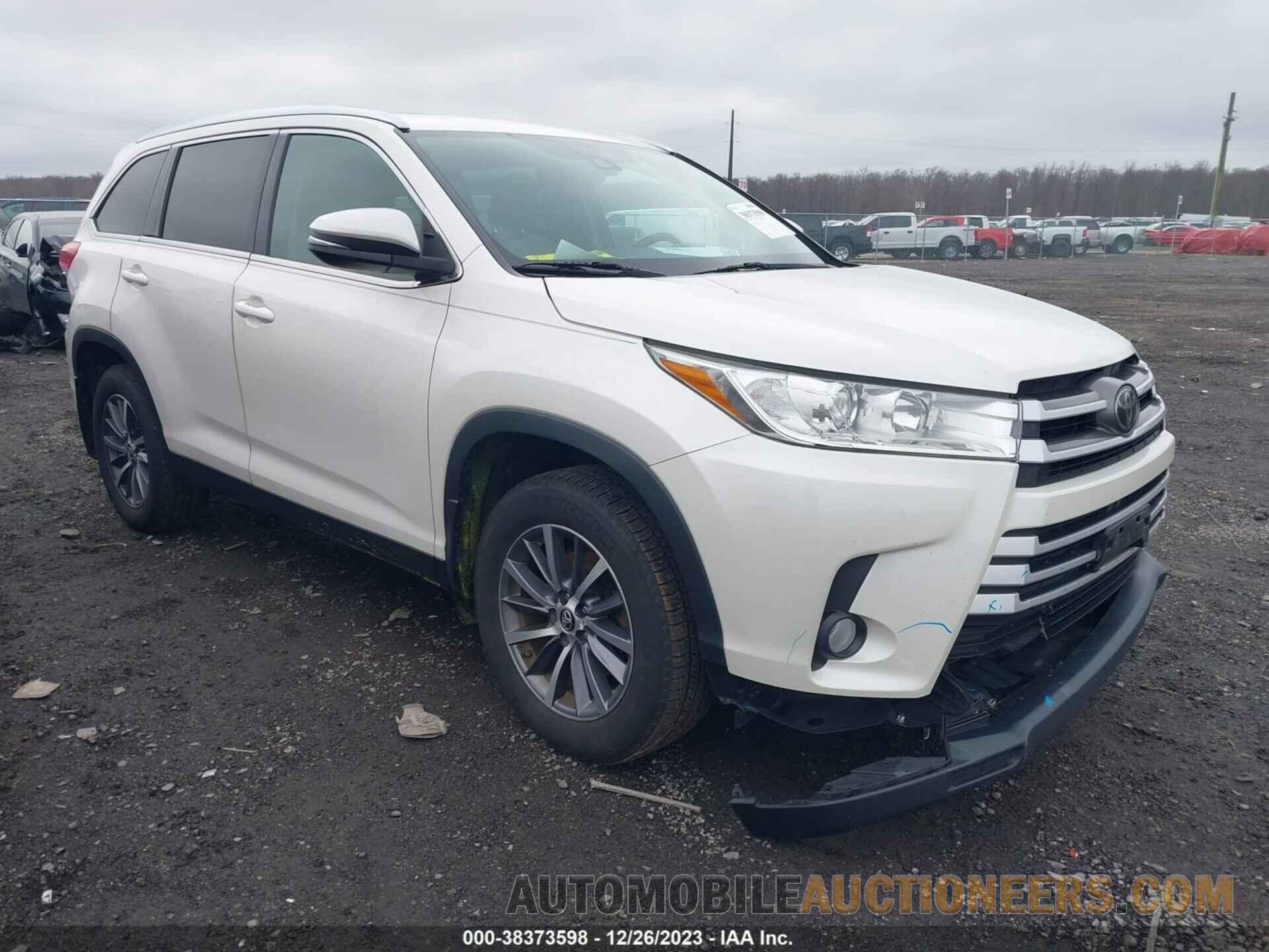 5TDJZRFH7KS567981 TOYOTA HIGHLANDER 2019