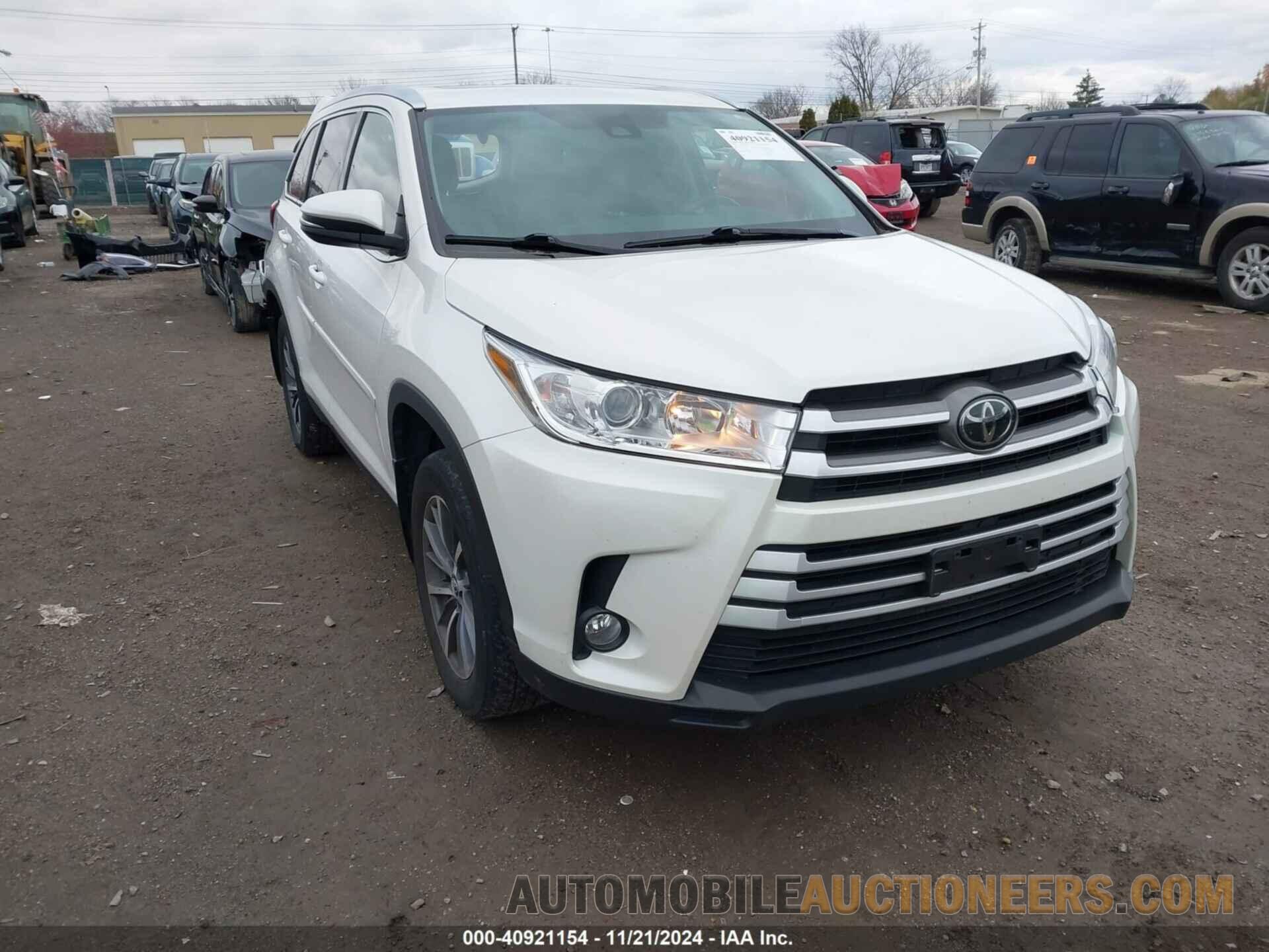 5TDJZRFH7KS589222 TOYOTA HIGHLANDER 2019