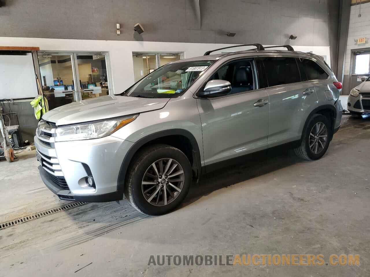 5TDJZRFH7KS602616 TOYOTA HIGHLANDER 2019