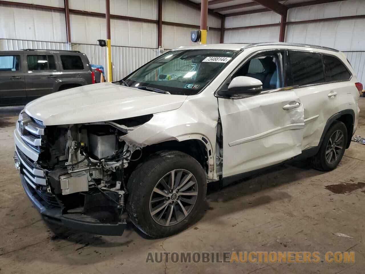 5TDJZRFH7KS623157 TOYOTA HIGHLANDER 2019