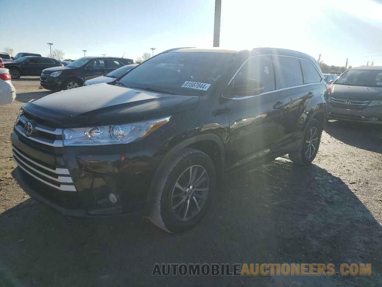 5TDJZRFH7KS624843 TOYOTA HIGHLANDER 2019