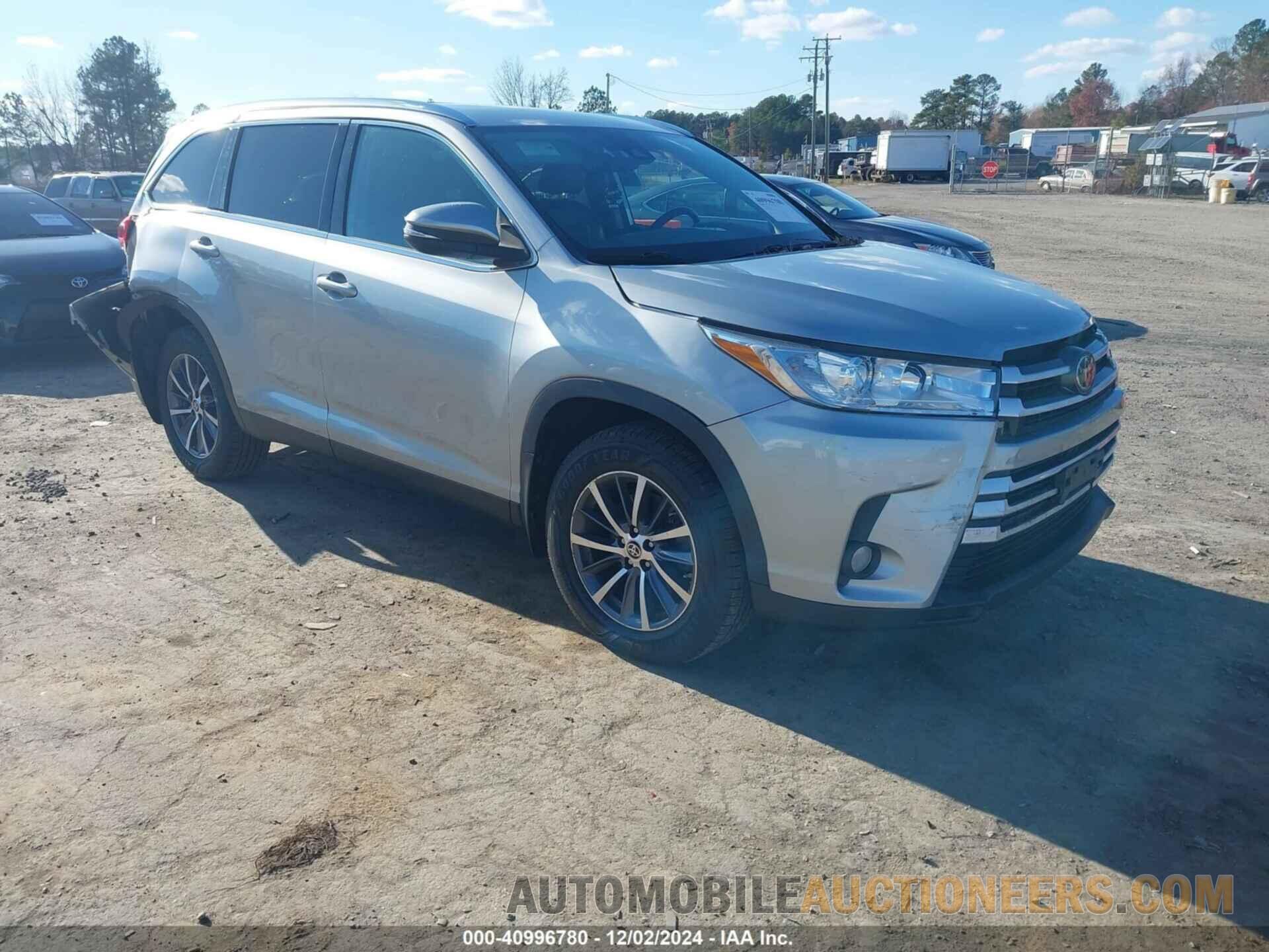 5TDJZRFH7KS629976 TOYOTA HIGHLANDER 2019