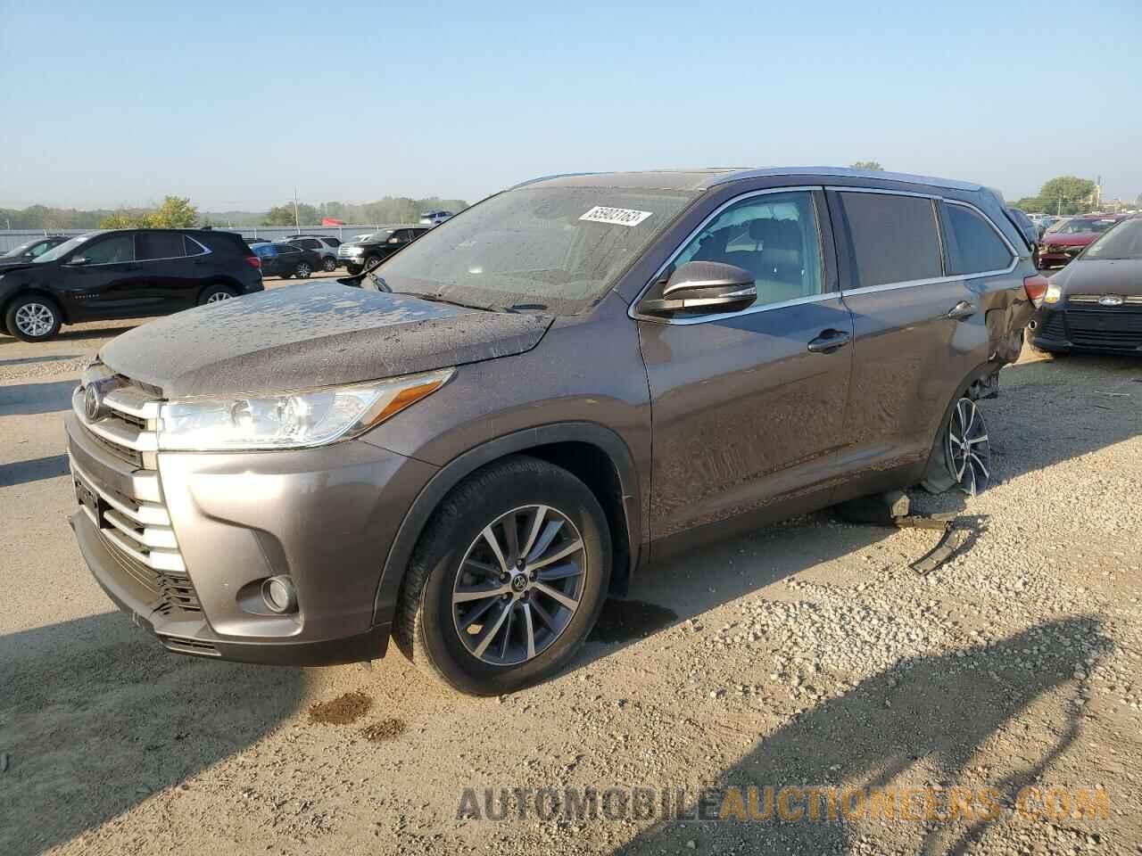 5TDJZRFH7KS704787 TOYOTA HIGHLANDER 2019