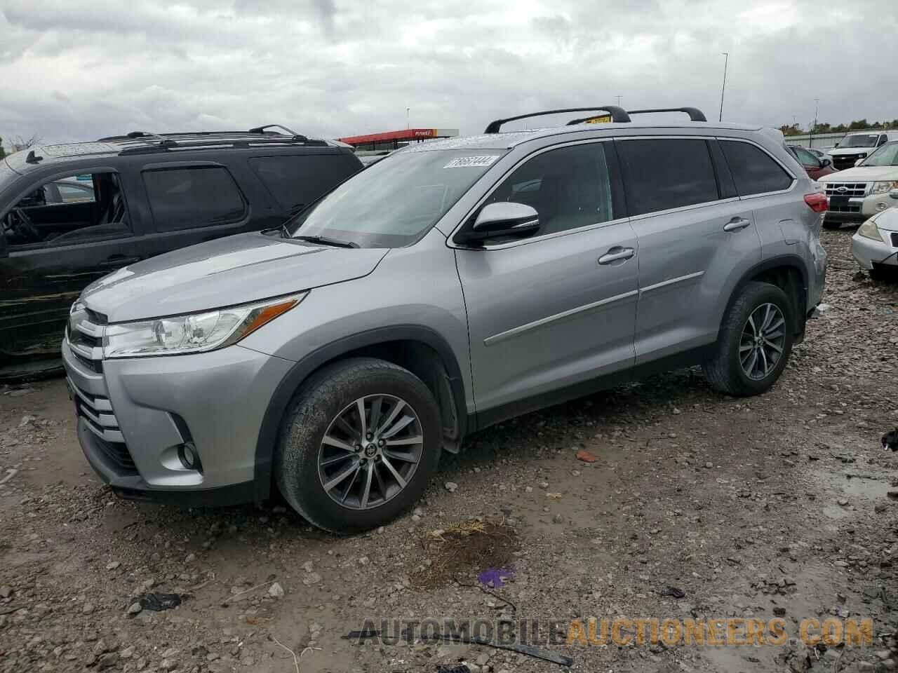 5TDJZRFH7KS713022 TOYOTA HIGHLANDER 2019