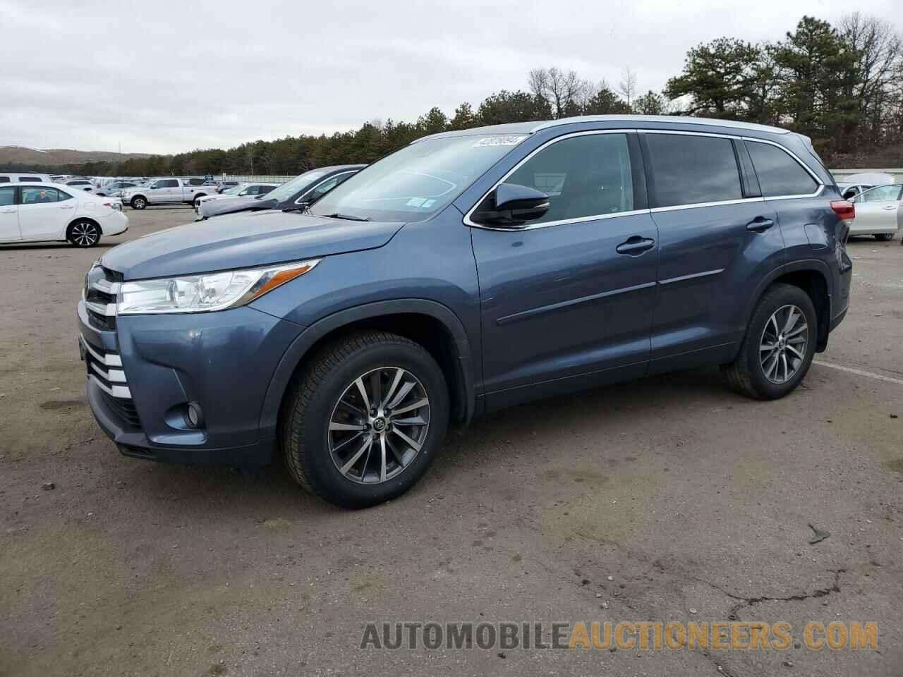 5TDJZRFH7KS738258 TOYOTA HIGHLANDER 2019