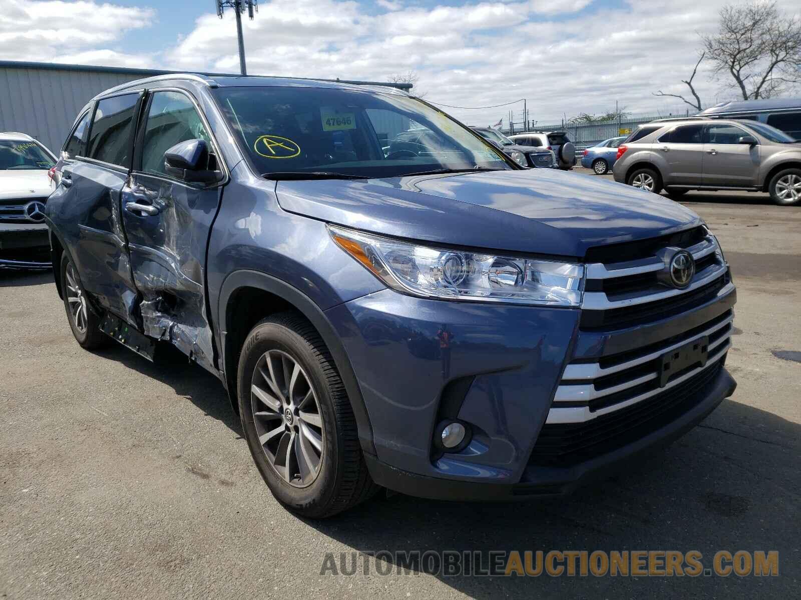 5TDJZRFH7KS916315 TOYOTA HIGHLANDER 2019