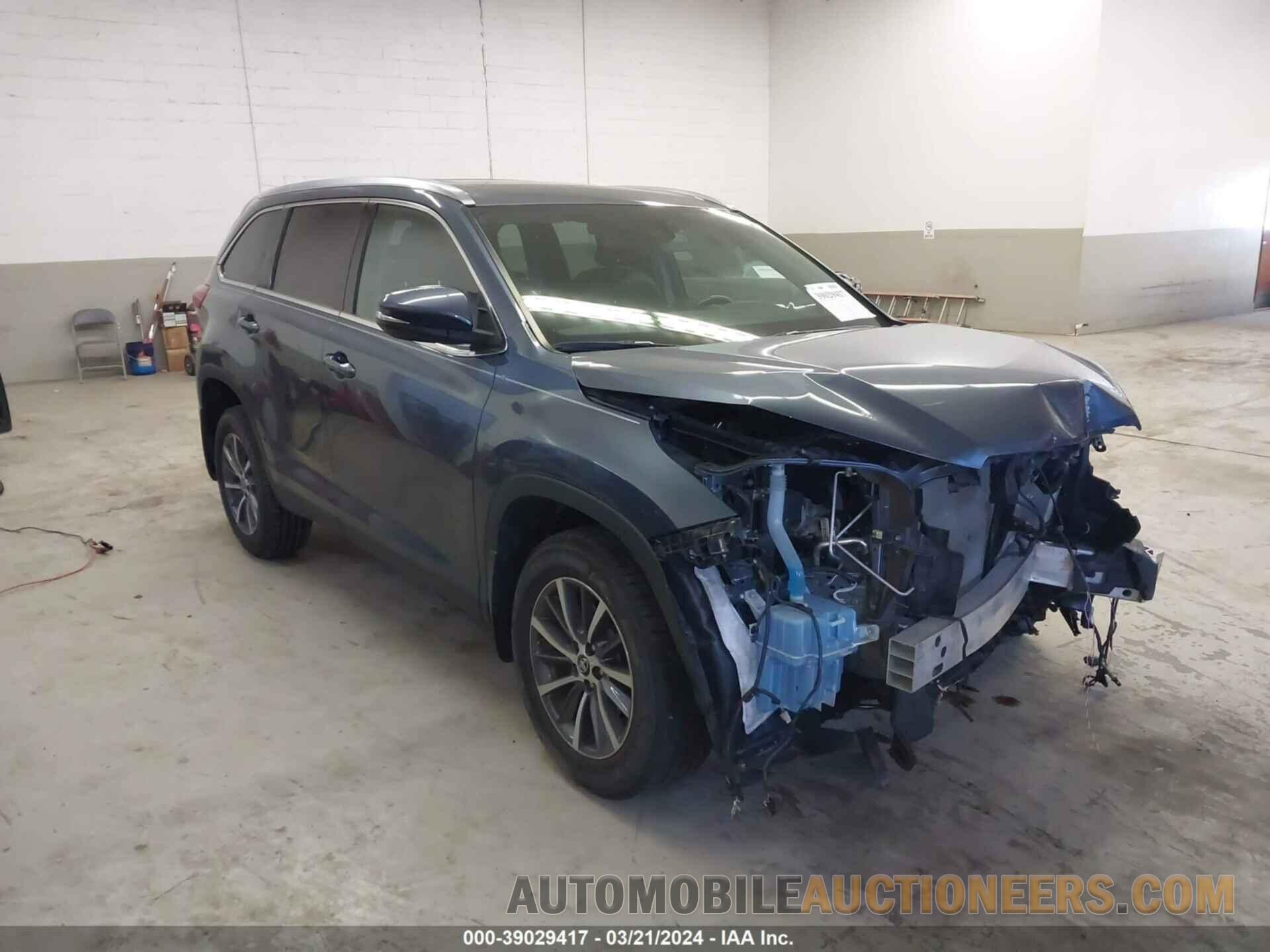 5TDJZRFH7KS920431 TOYOTA HIGHLANDER 2019