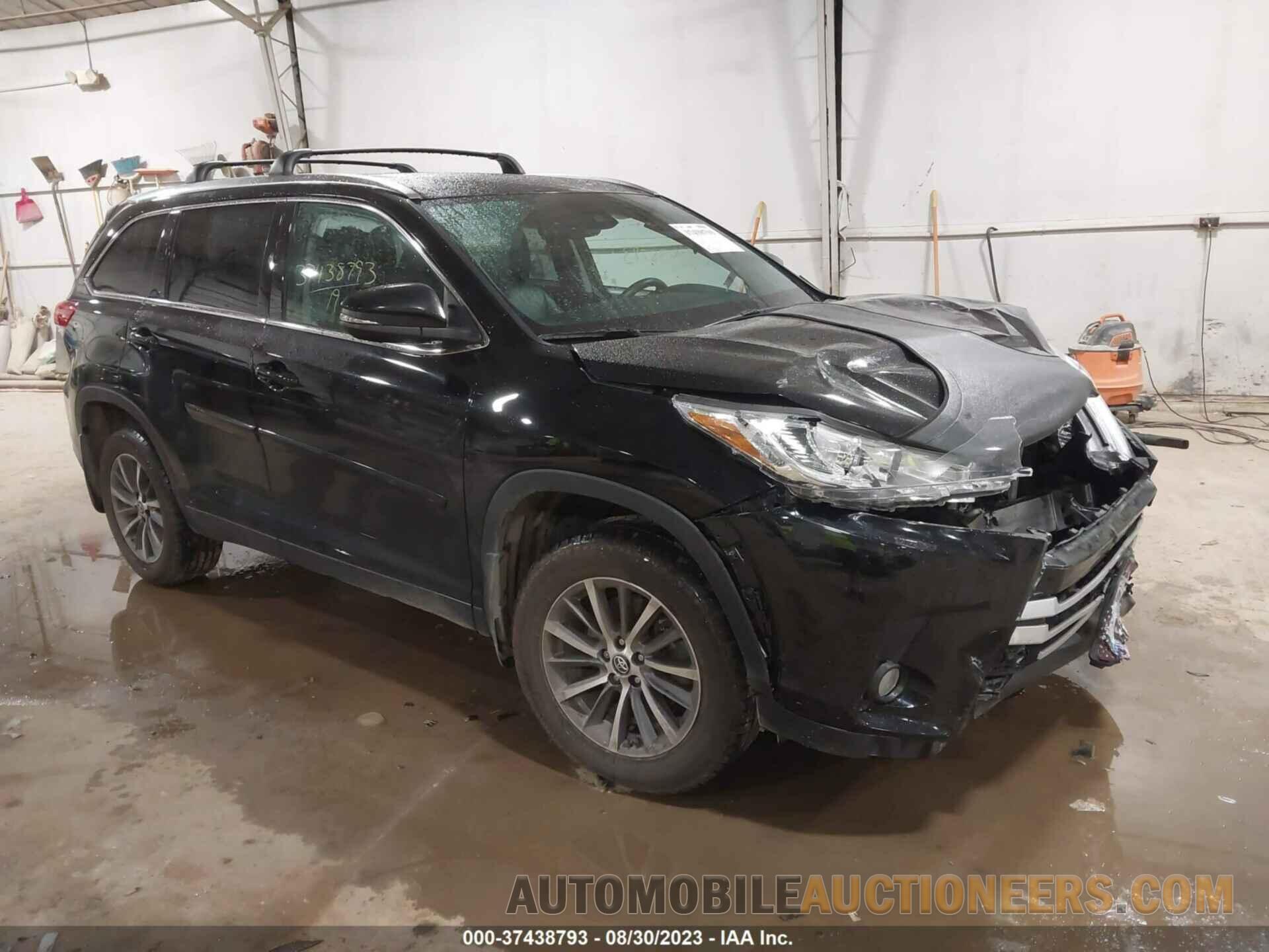 5TDJZRFH7KS920901 TOYOTA HIGHLANDER 2019