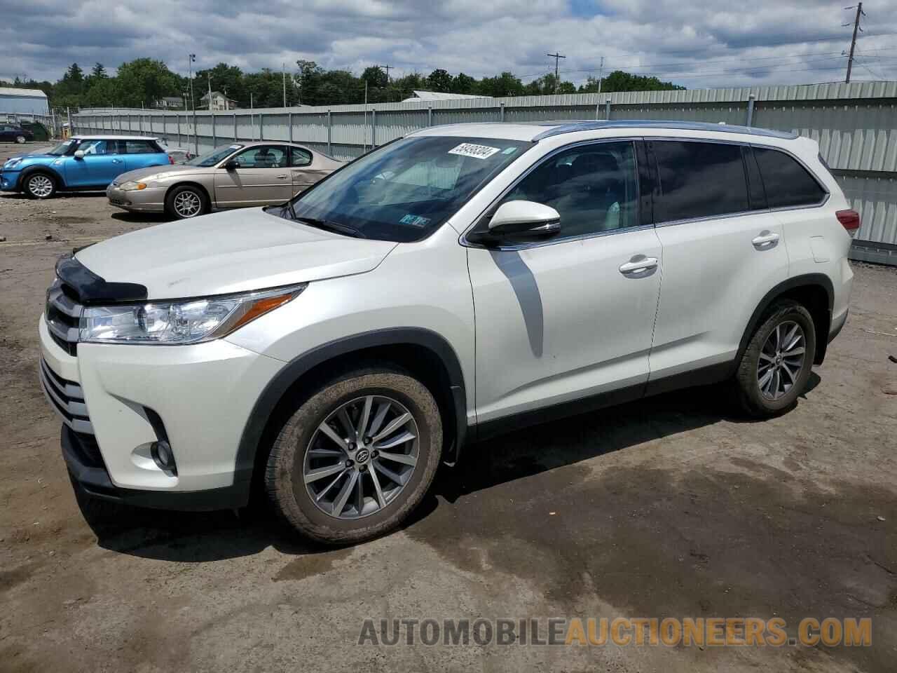 5TDJZRFH7KS930845 TOYOTA HIGHLANDER 2019