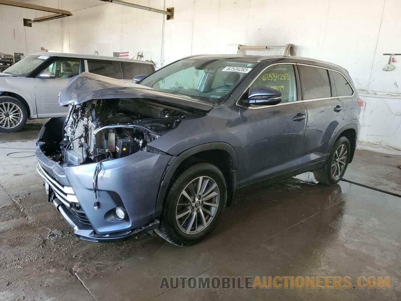 5TDJZRFH7KS963912 TOYOTA HIGHLANDER 2019