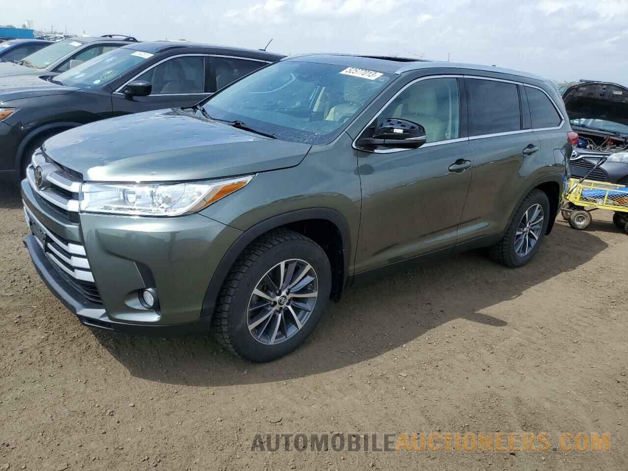 5TDJZRFH7KS982475 TOYOTA HIGHLANDER 2019