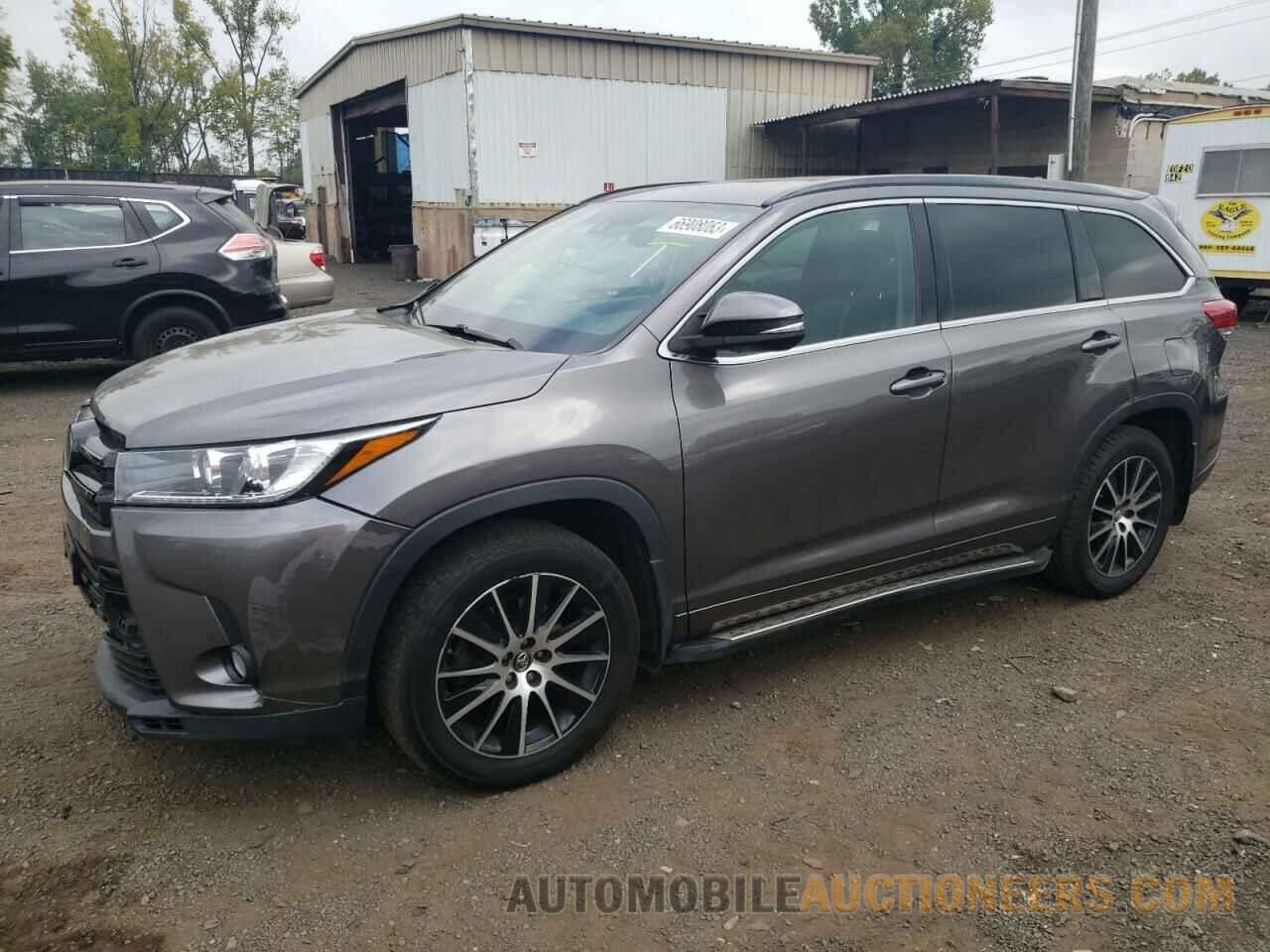 5TDJZRFH8HS360394 TOYOTA HIGHLANDER 2017