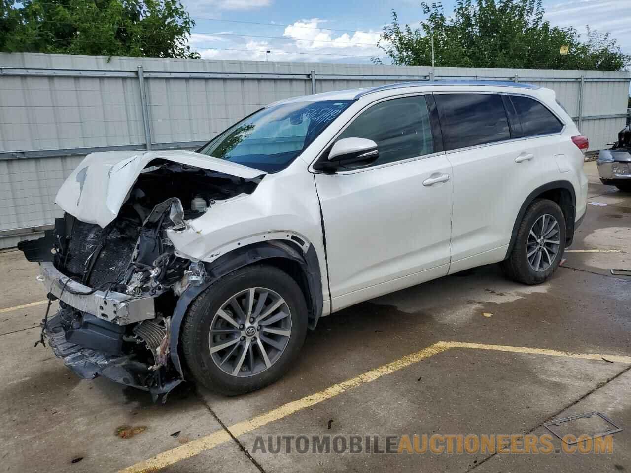 5TDJZRFH8HS377177 TOYOTA HIGHLANDER 2017