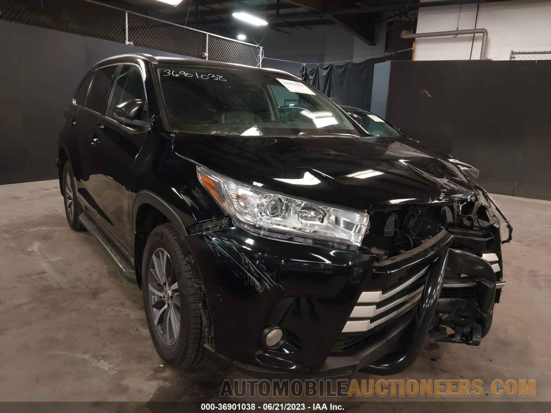 5TDJZRFH8HS378863 TOYOTA HIGHLANDER 2017