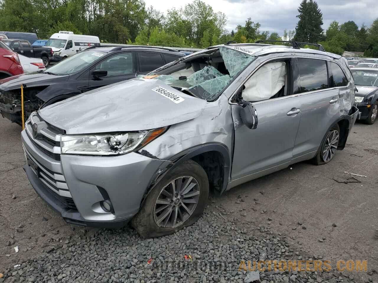 5TDJZRFH8HS400943 TOYOTA HIGHLANDER 2017