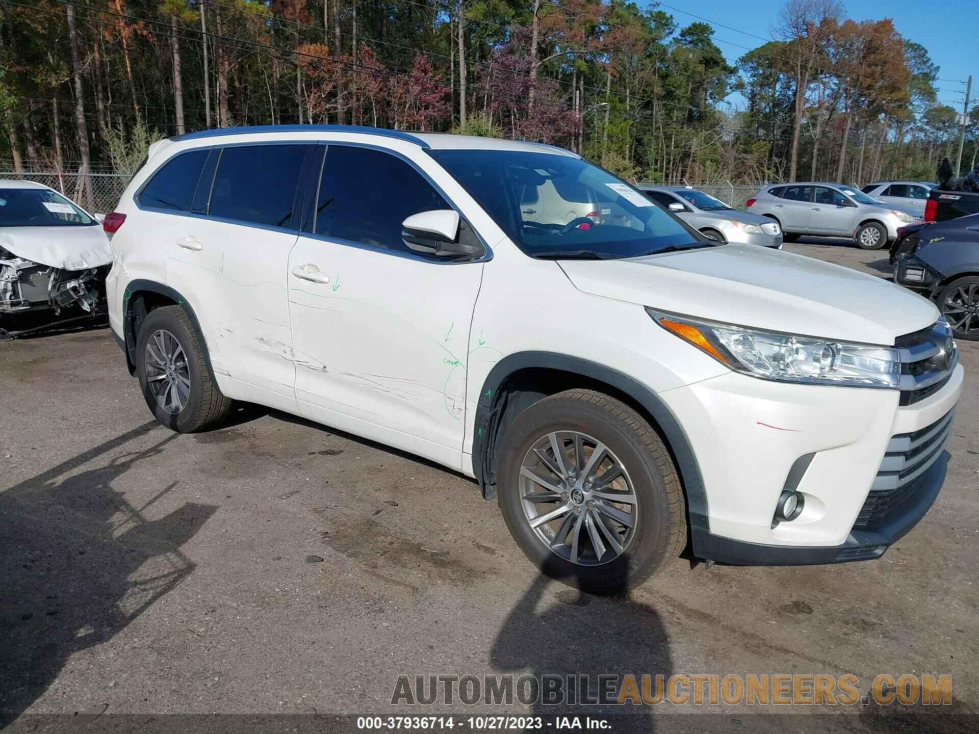 5TDJZRFH8HS417306 TOYOTA HIGHLANDER 2017