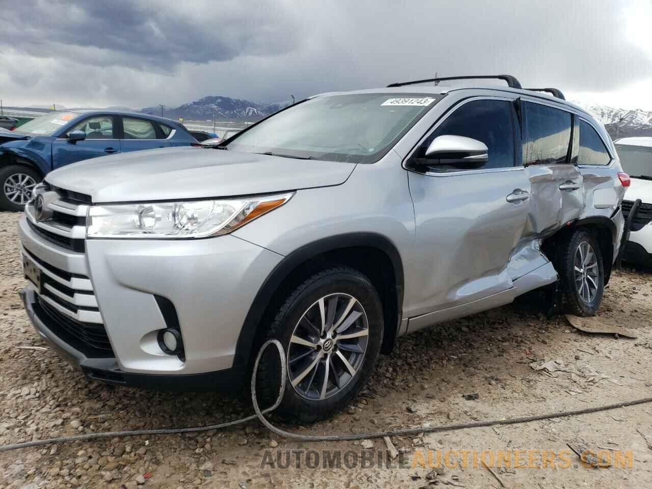 5TDJZRFH8HS508141 TOYOTA HIGHLANDER 2017