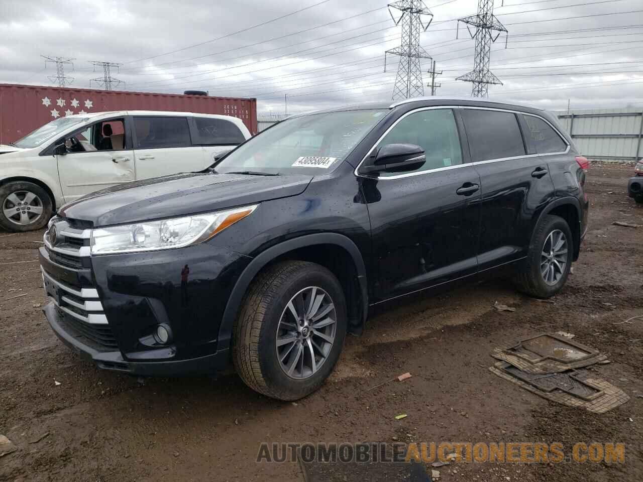 5TDJZRFH8HS511668 TOYOTA HIGHLANDER 2017