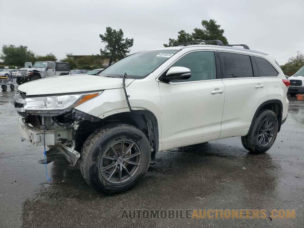 5TDJZRFH8HS519107 TOYOTA HIGHLANDER 2017