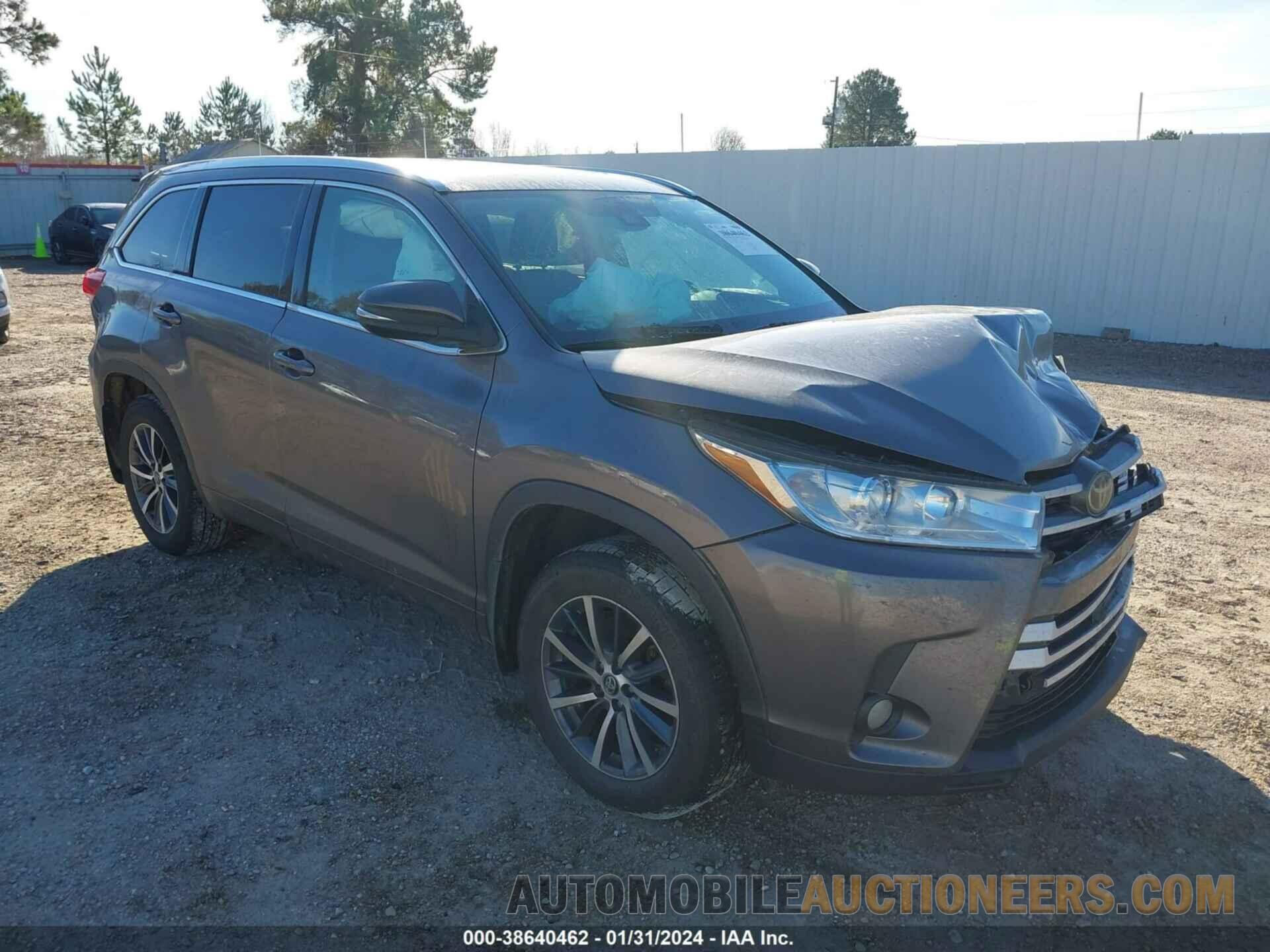 5TDJZRFH8HS521116 TOYOTA HIGHLANDER 2017