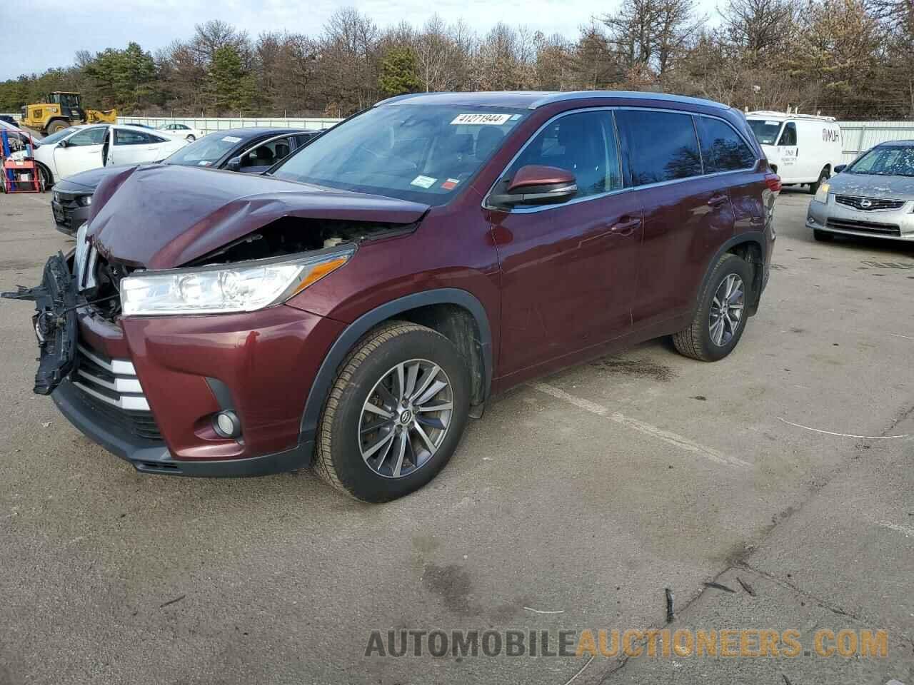 5TDJZRFH8JS495493 TOYOTA HIGHLANDER 2018