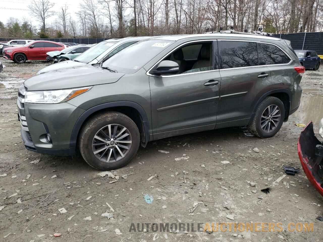 5TDJZRFH8JS497258 TOYOTA HIGHLANDER 2018