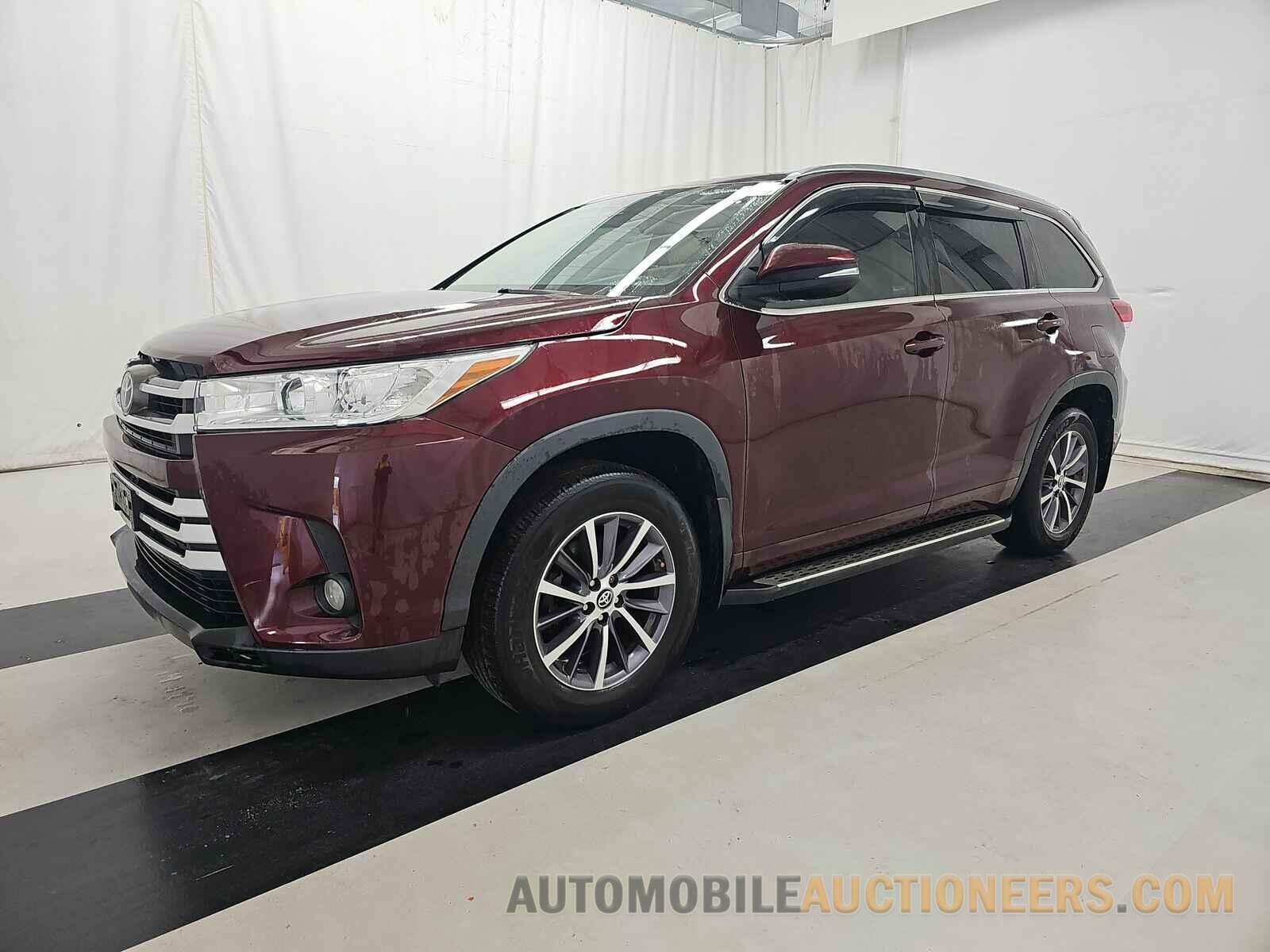 5TDJZRFH8JS498748 Toyota Highlander 2018