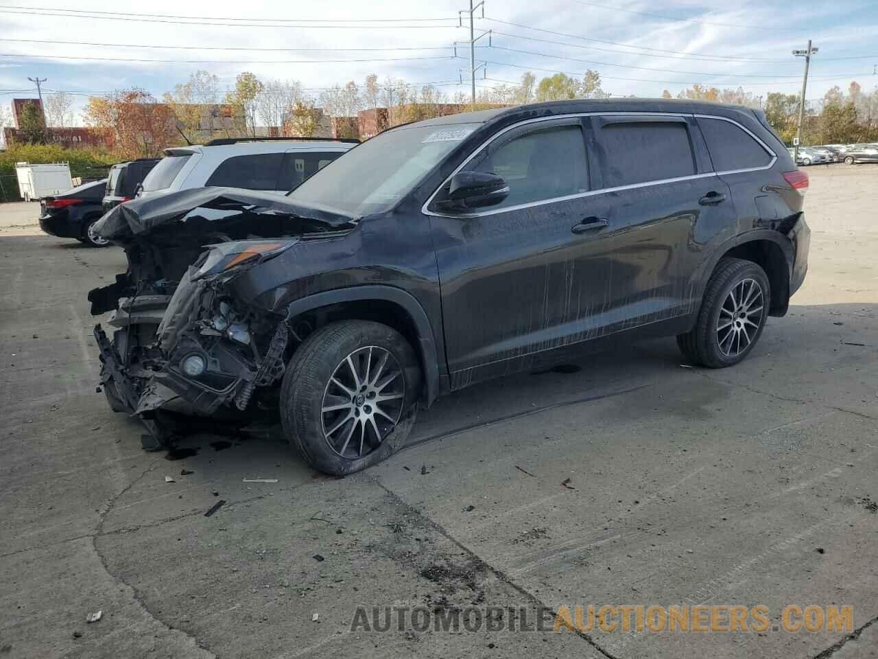 5TDJZRFH8JS534826 TOYOTA HIGHLANDER 2018