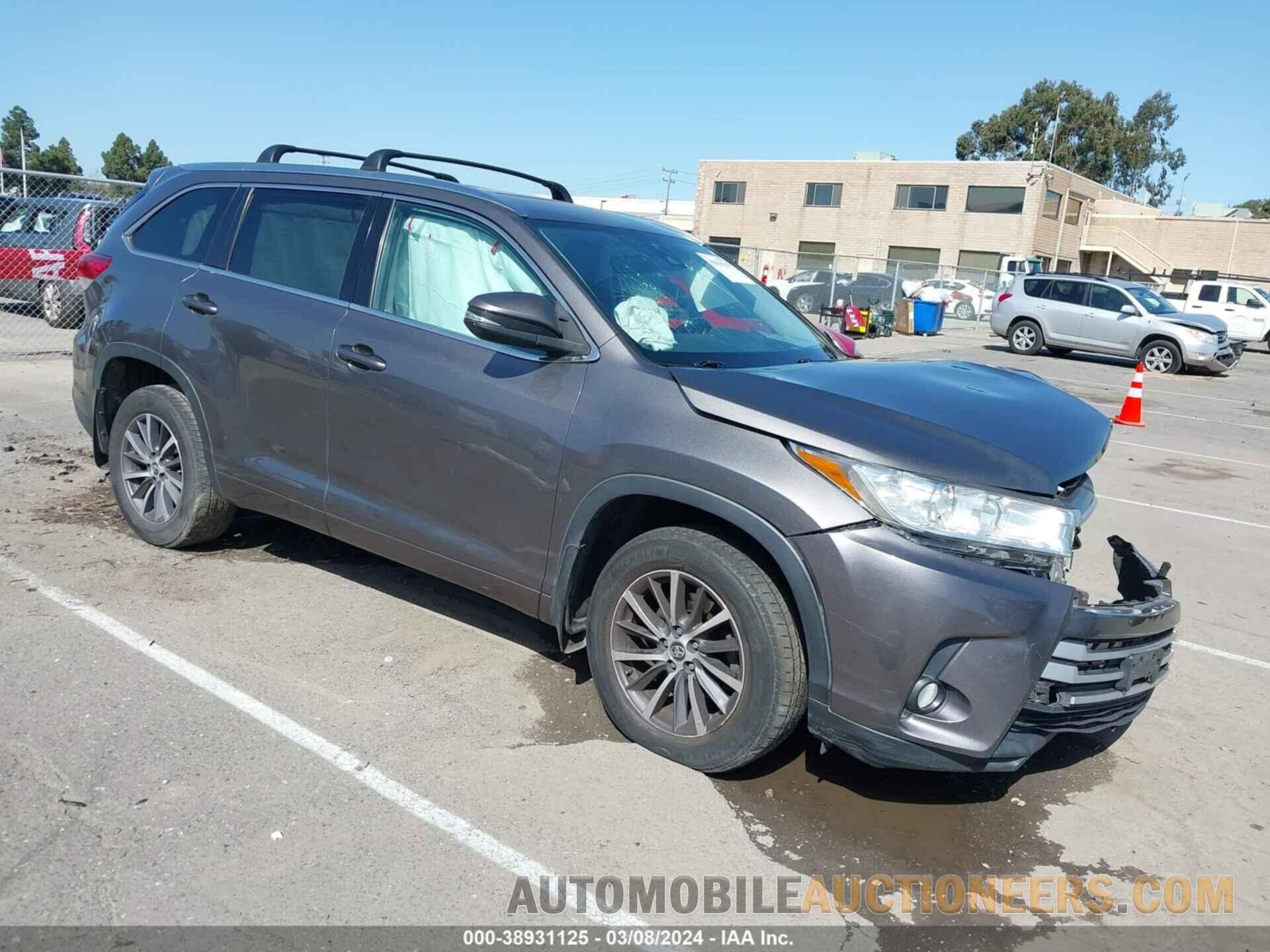 5TDJZRFH8JS545941 TOYOTA HIGHLANDER 2018