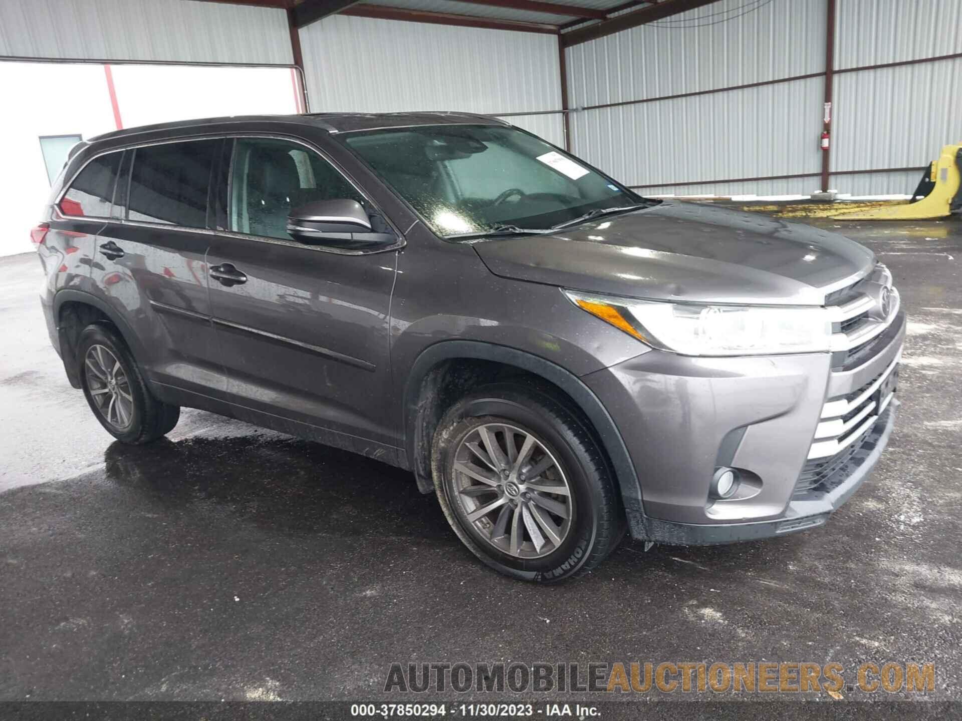 5TDJZRFH8JS837069 TOYOTA HIGHLANDER 2018