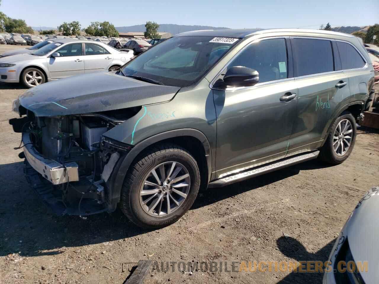 5TDJZRFH8JS891388 TOYOTA HIGHLANDER 2018