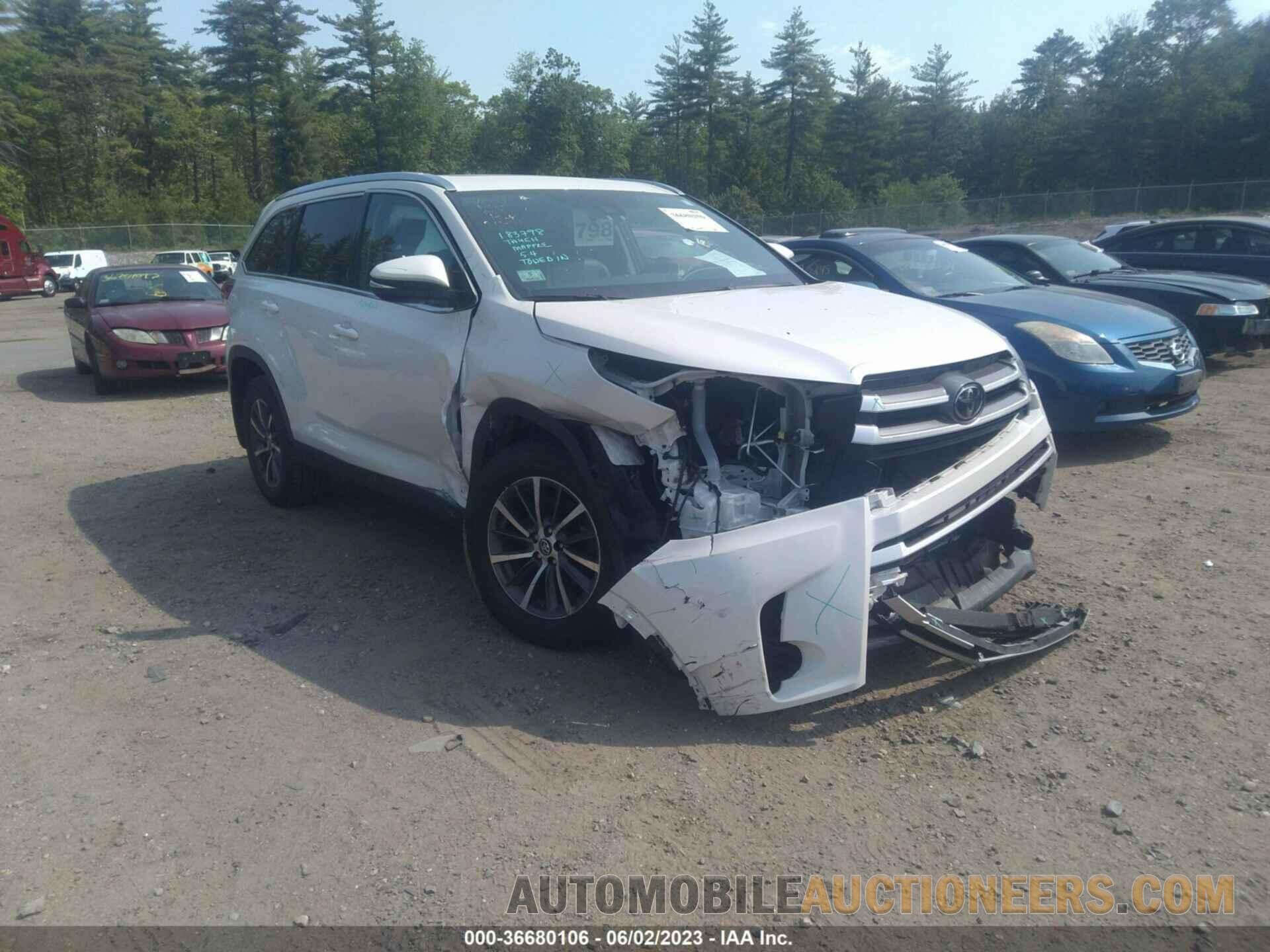 5TDJZRFH8KS578018 TOYOTA HIGHLANDER 2019