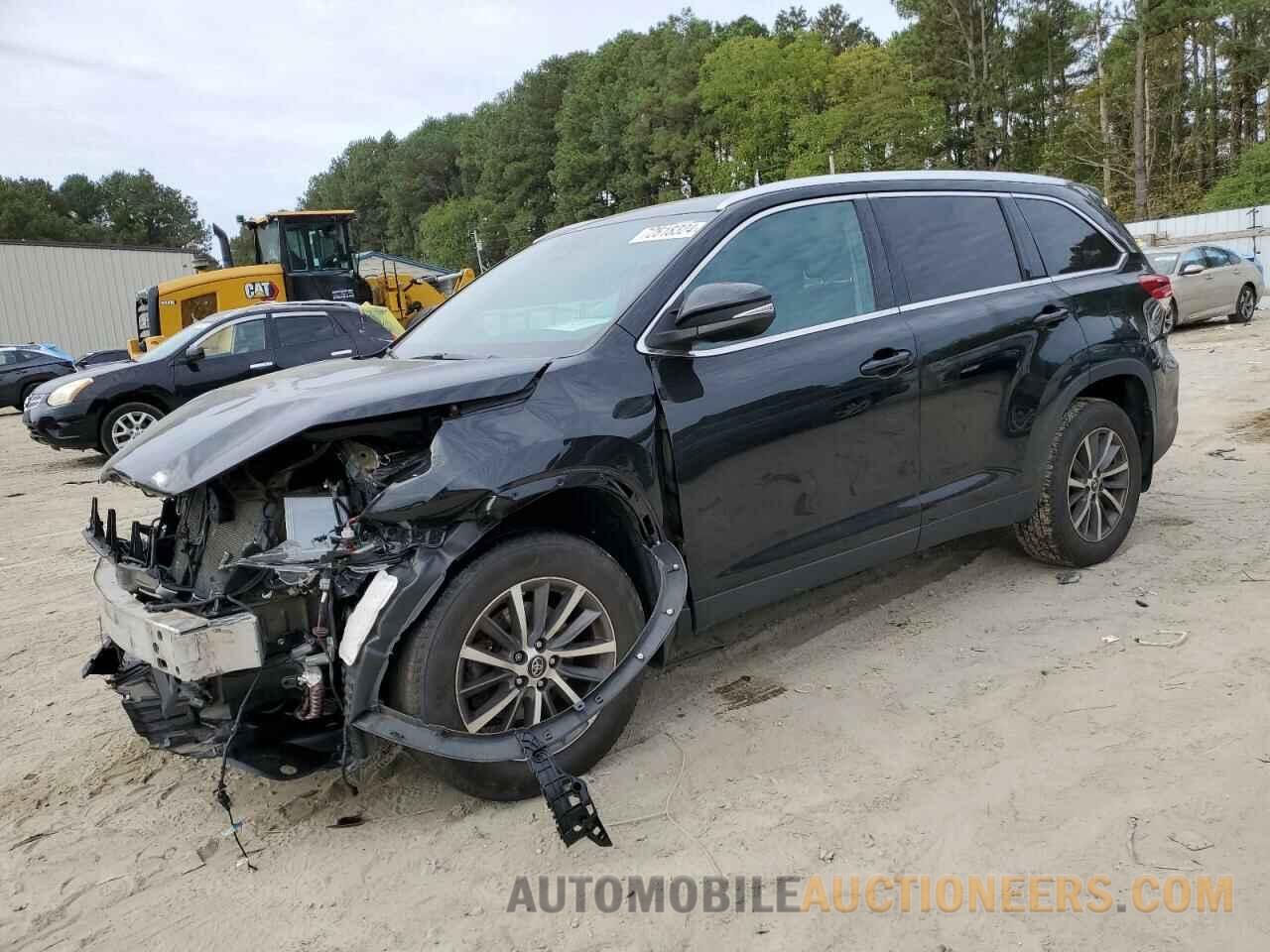 5TDJZRFH8KS587348 TOYOTA HIGHLANDER 2019