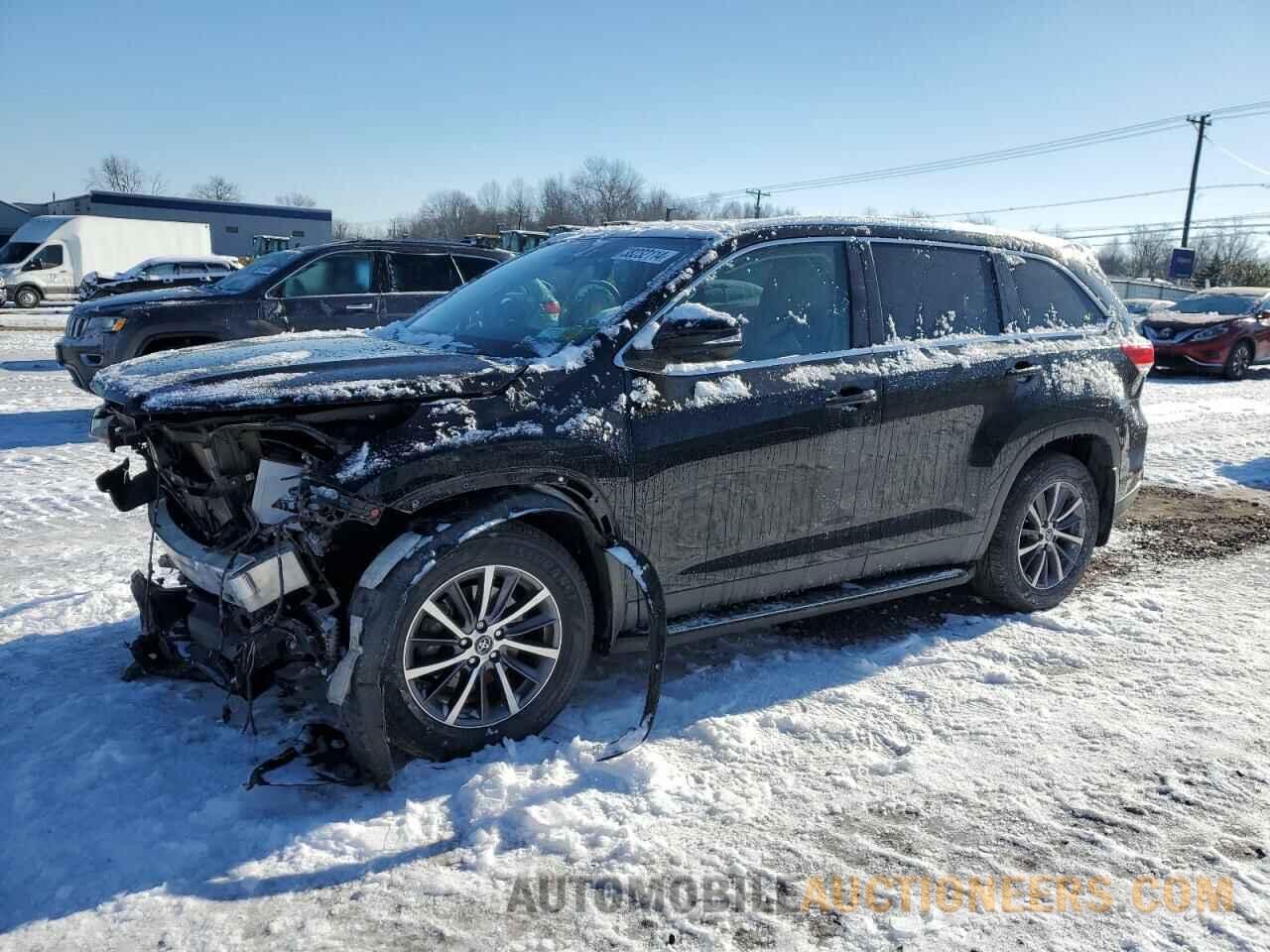 5TDJZRFH8KS589858 TOYOTA HIGHLANDER 2019