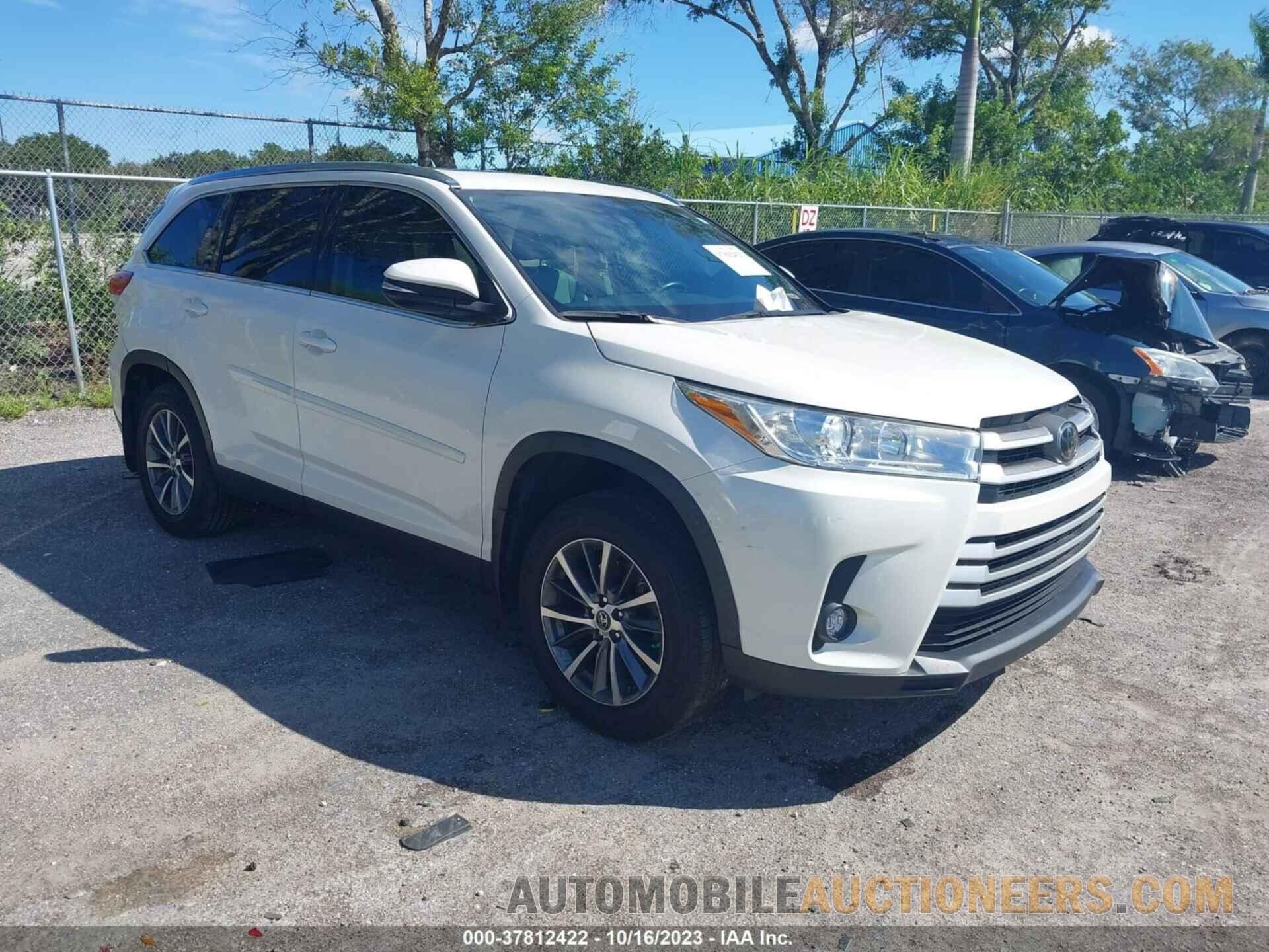 5TDJZRFH8KS589861 TOYOTA HIGHLANDER 2019