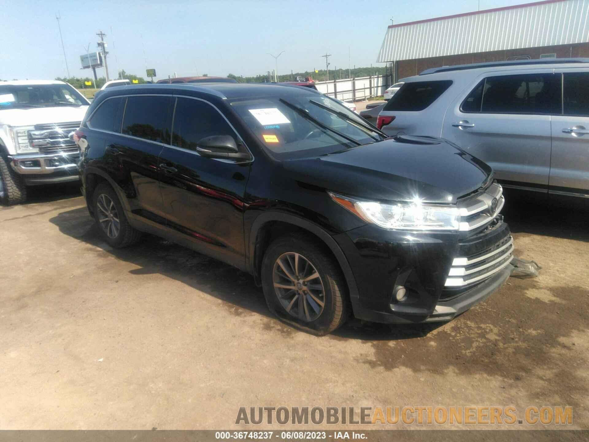 5TDJZRFH8KS590010 TOYOTA HIGHLANDER 2019