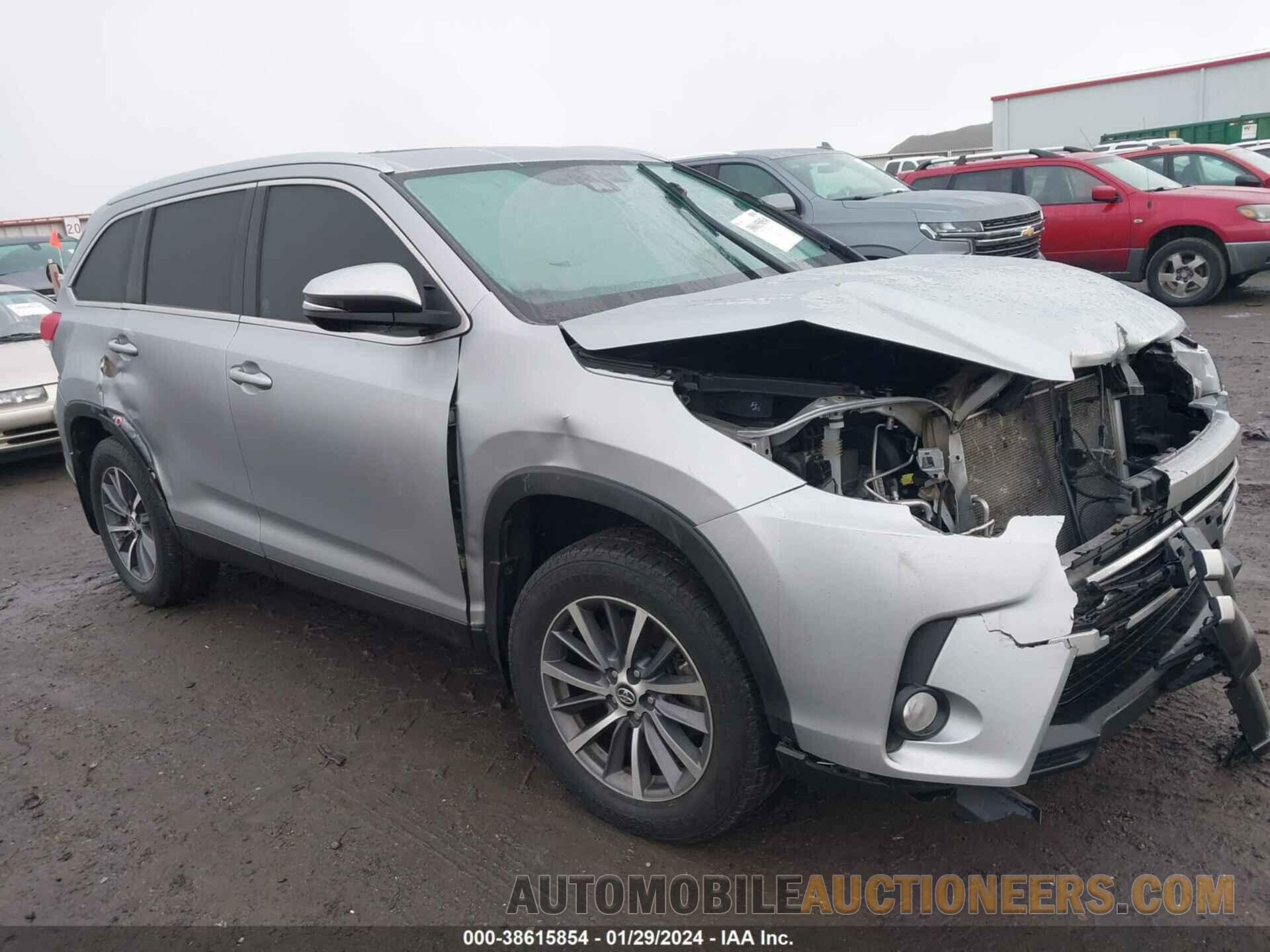 5TDJZRFH8KS598057 TOYOTA HIGHLANDER 2019