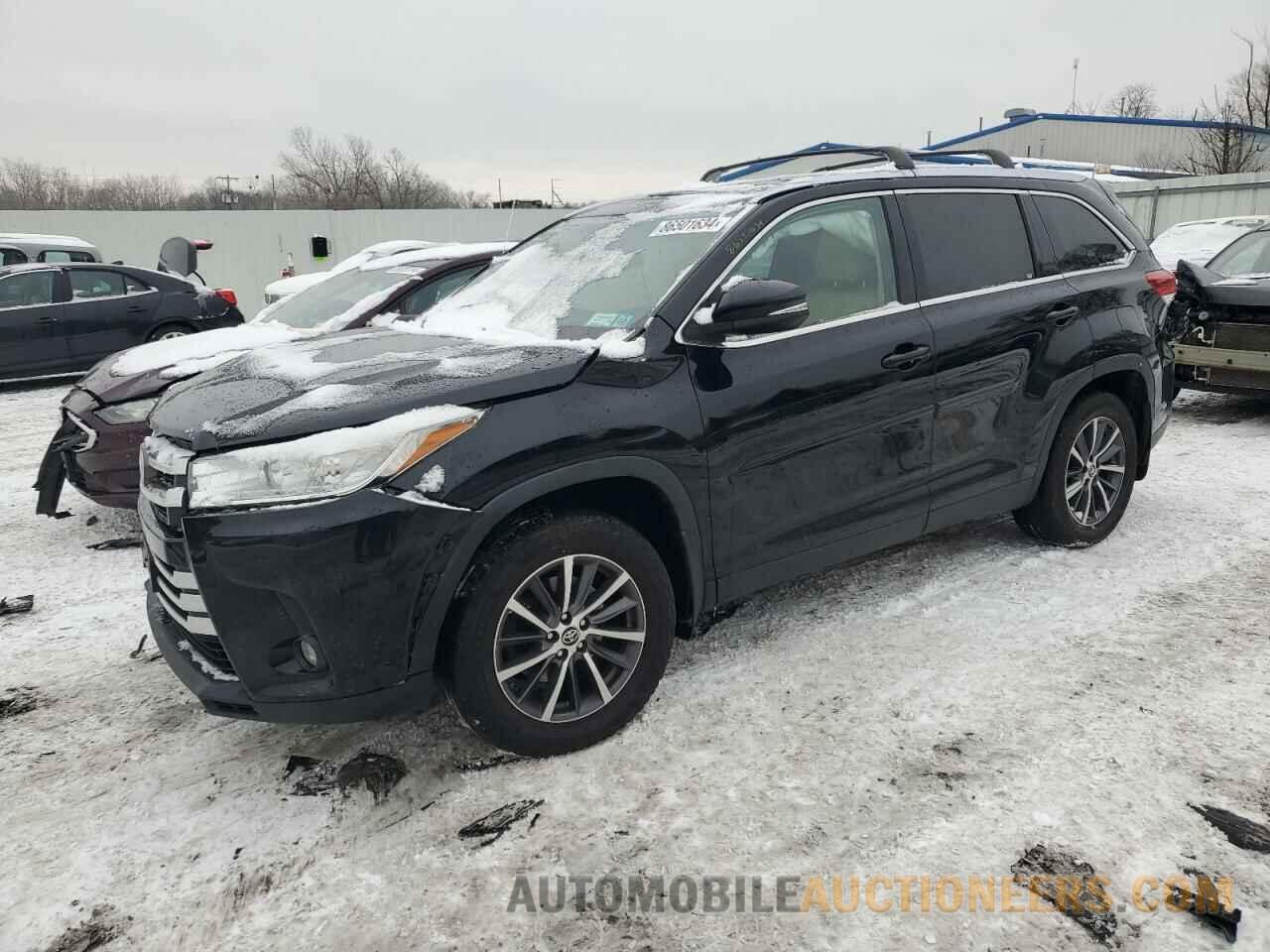 5TDJZRFH8KS603676 TOYOTA HIGHLANDER 2019