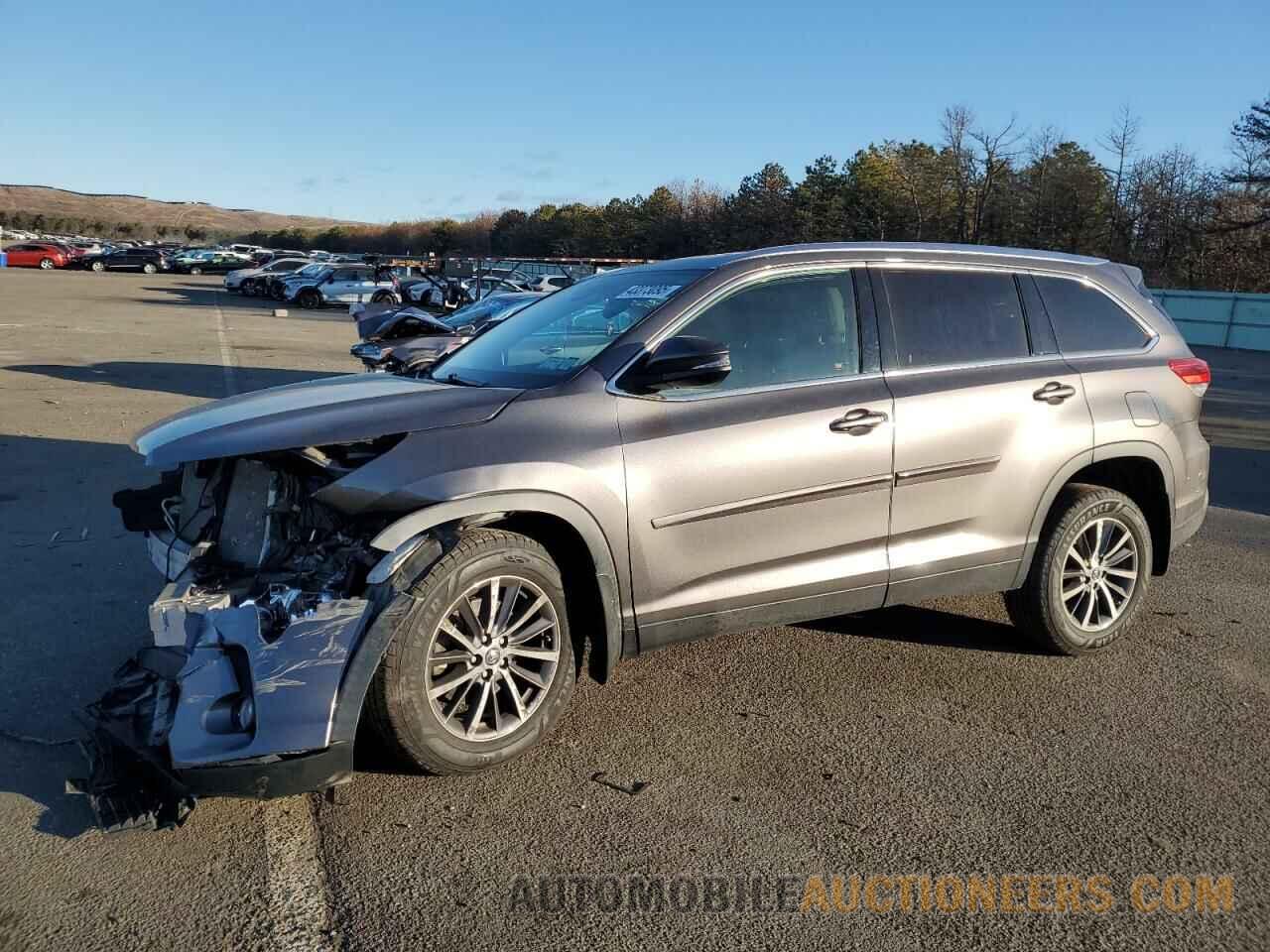 5TDJZRFH8KS608229 TOYOTA HIGHLANDER 2019