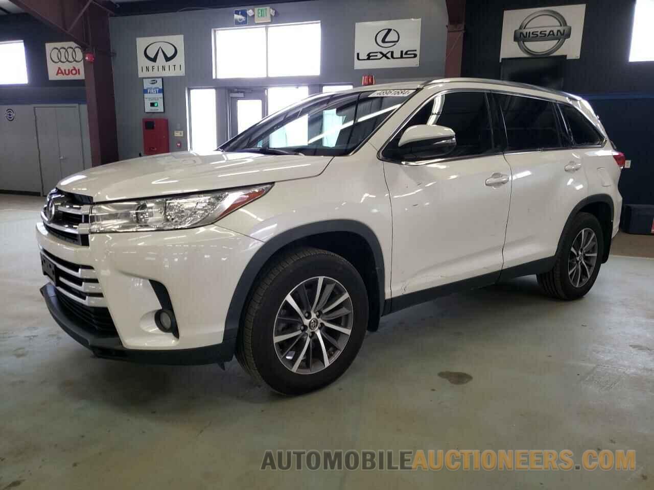 5TDJZRFH8KS609722 TOYOTA HIGHLANDER 2019