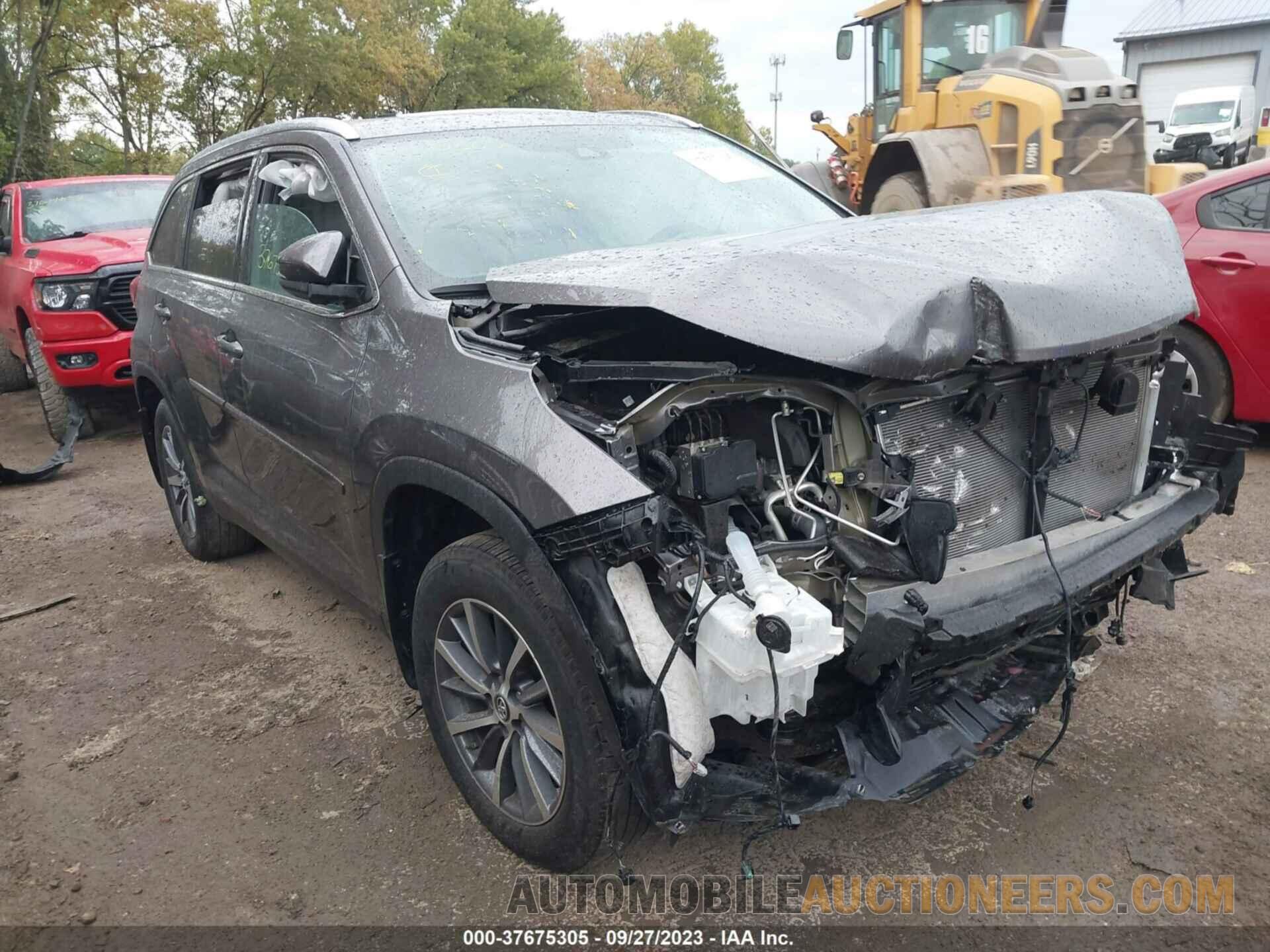 5TDJZRFH8KS612748 TOYOTA HIGHLANDER 2019