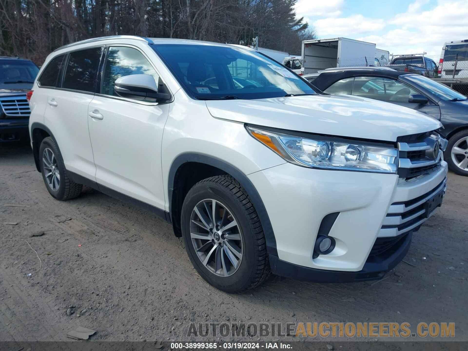 5TDJZRFH8KS625340 TOYOTA HIGHLANDER 2019