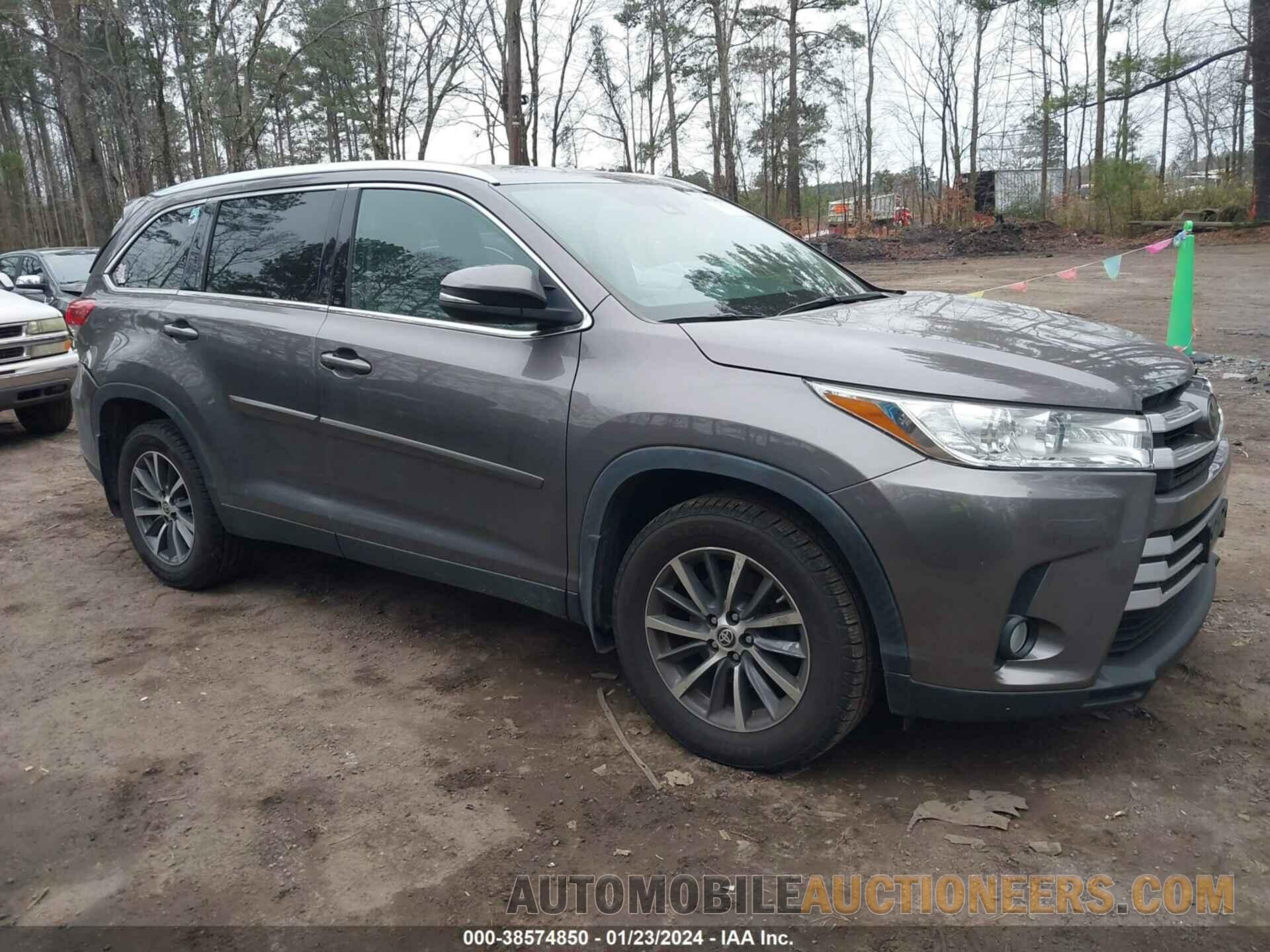 5TDJZRFH8KS627721 TOYOTA HIGHLANDER 2019