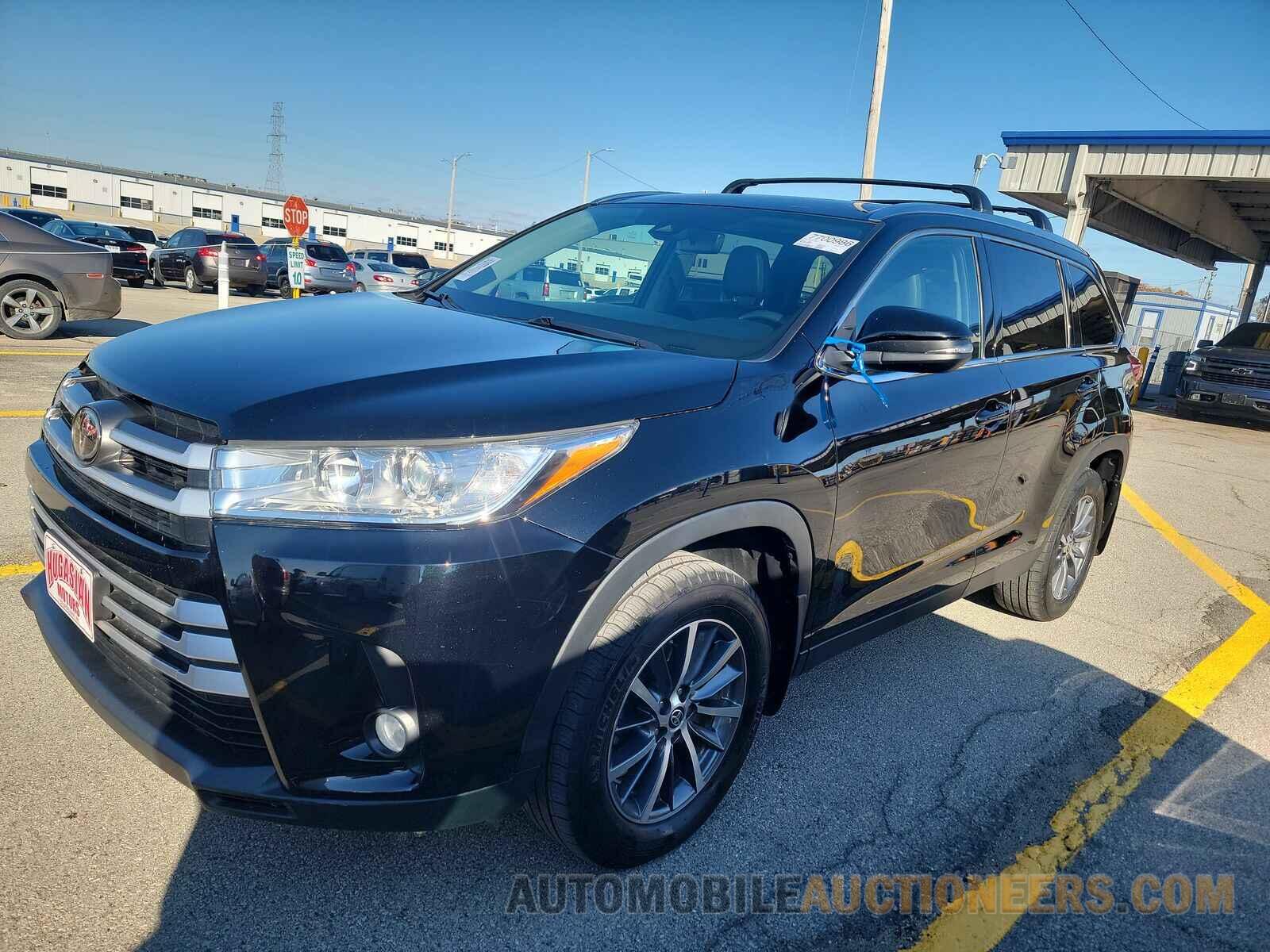 5TDJZRFH8KS627993 Toyota Highlander 2019