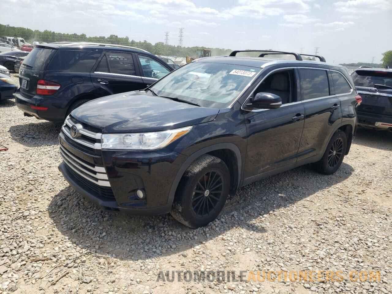 5TDJZRFH8KS629193 TOYOTA HIGHLANDER 2019