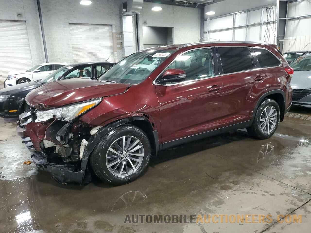 5TDJZRFH8KS717760 TOYOTA HIGHLANDER 2019