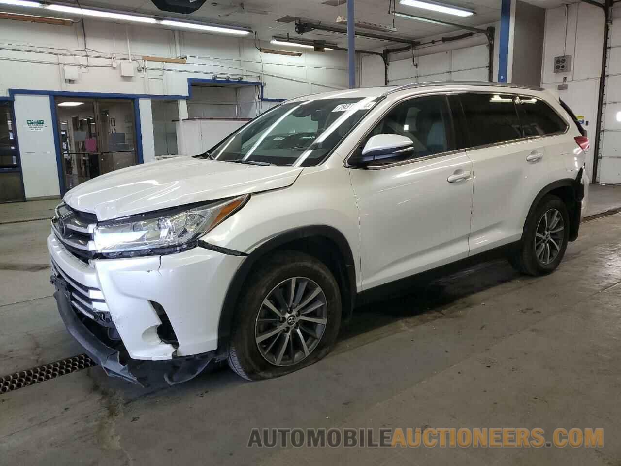 5TDJZRFH8KS919840 TOYOTA HIGHLANDER 2019